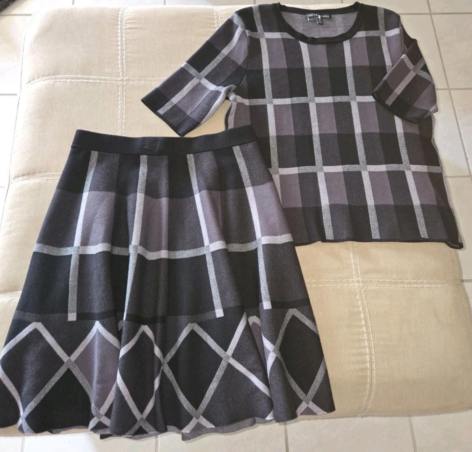 Saks Fifth Avenue Vintage Saks Fifth Avenue Womens Size L Preppy Skirt Set New Size ONE SIZE - 1 Thumbnail