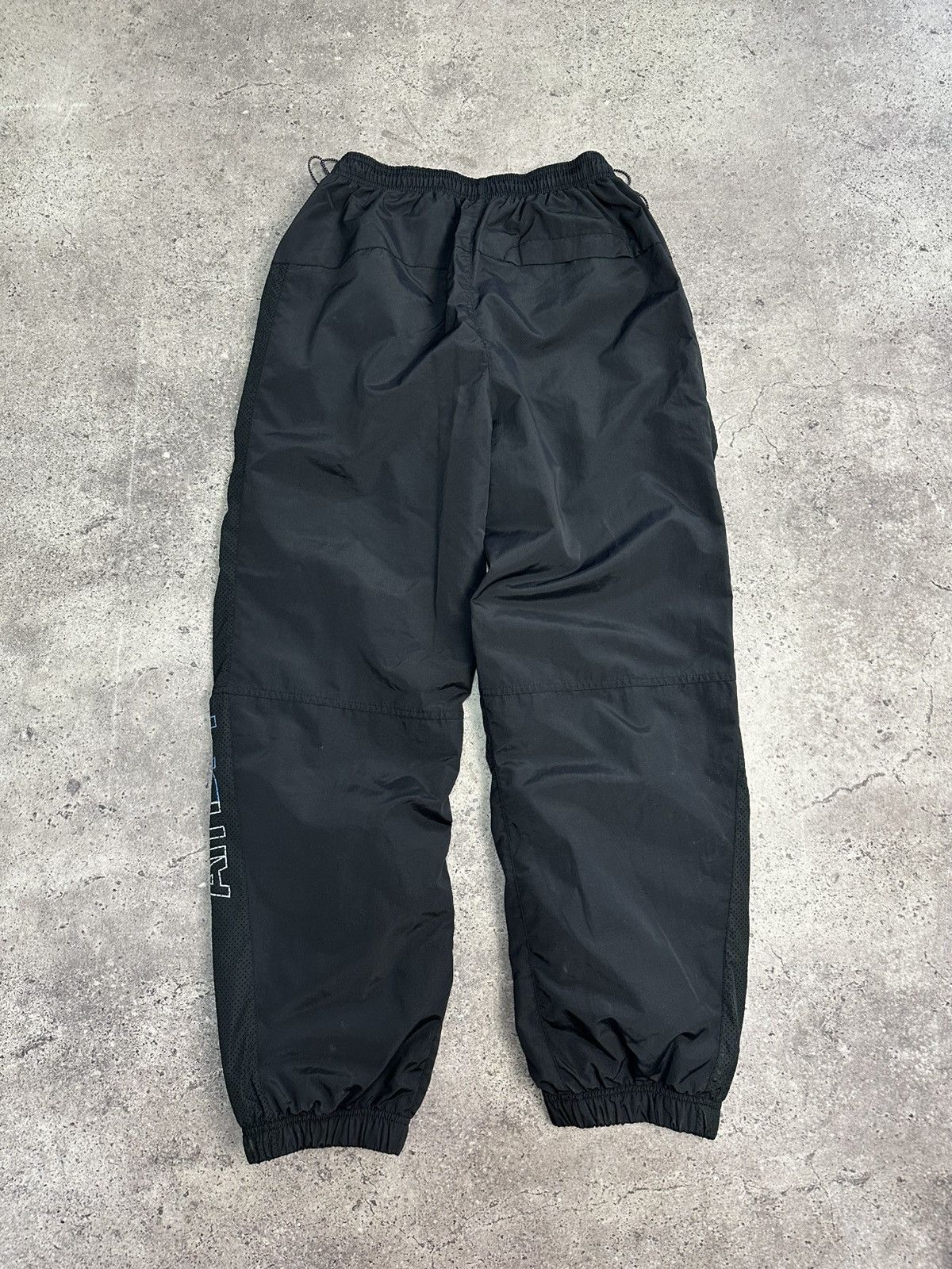 Nike Vintage Nike Drill Nylon Pants Y2M Embroidered Swoosh Logo Size US 32 / EU 48 - 5 Thumbnail
