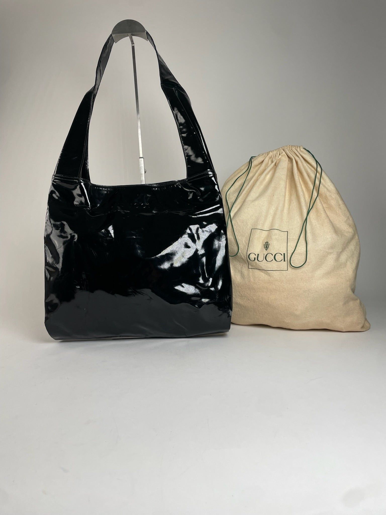 Gucci Vintage Patent Leather Handbag Black Size ONE SIZE - 1 Thumbnail
