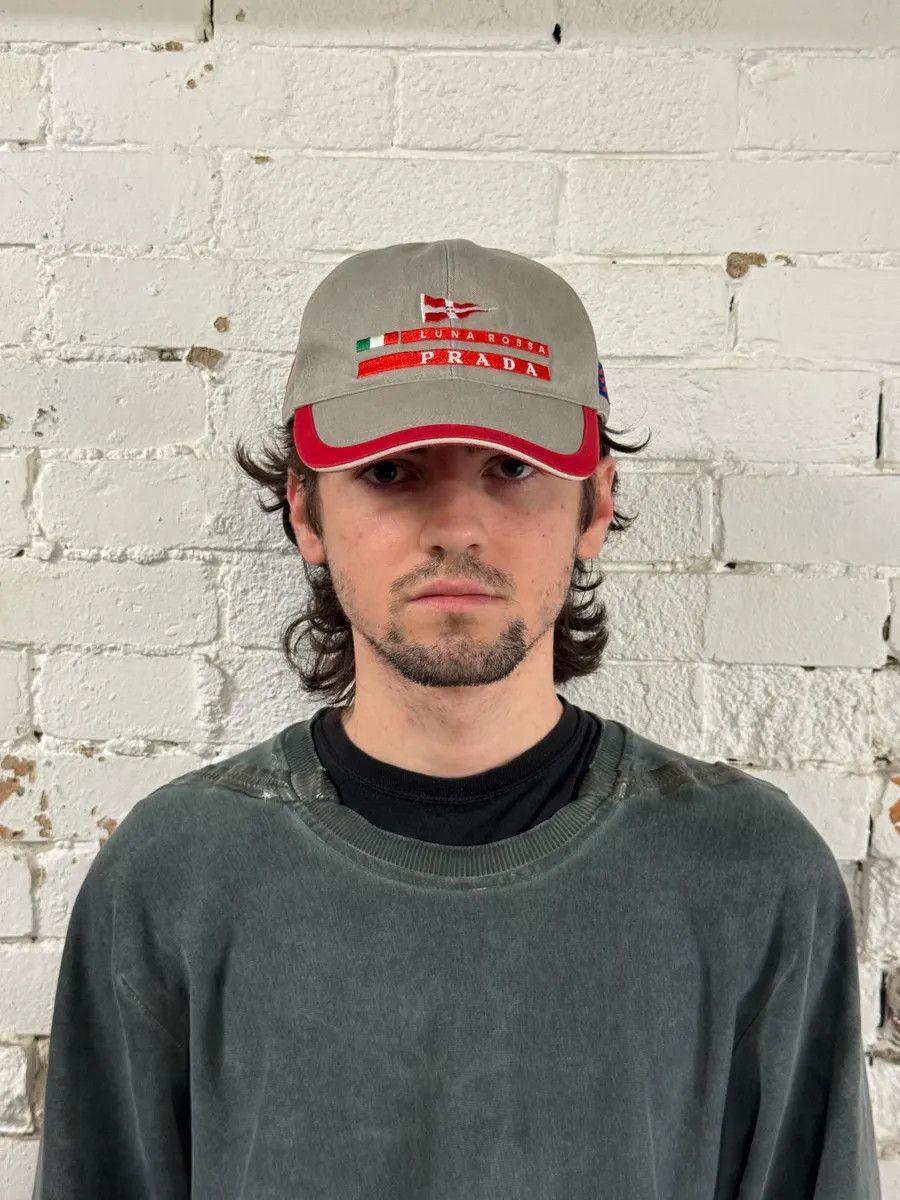 Prada 2000s Prada Luna Rossa Embroidered Grey Racing Cap Size ONE SIZE - 1 Thumbnail