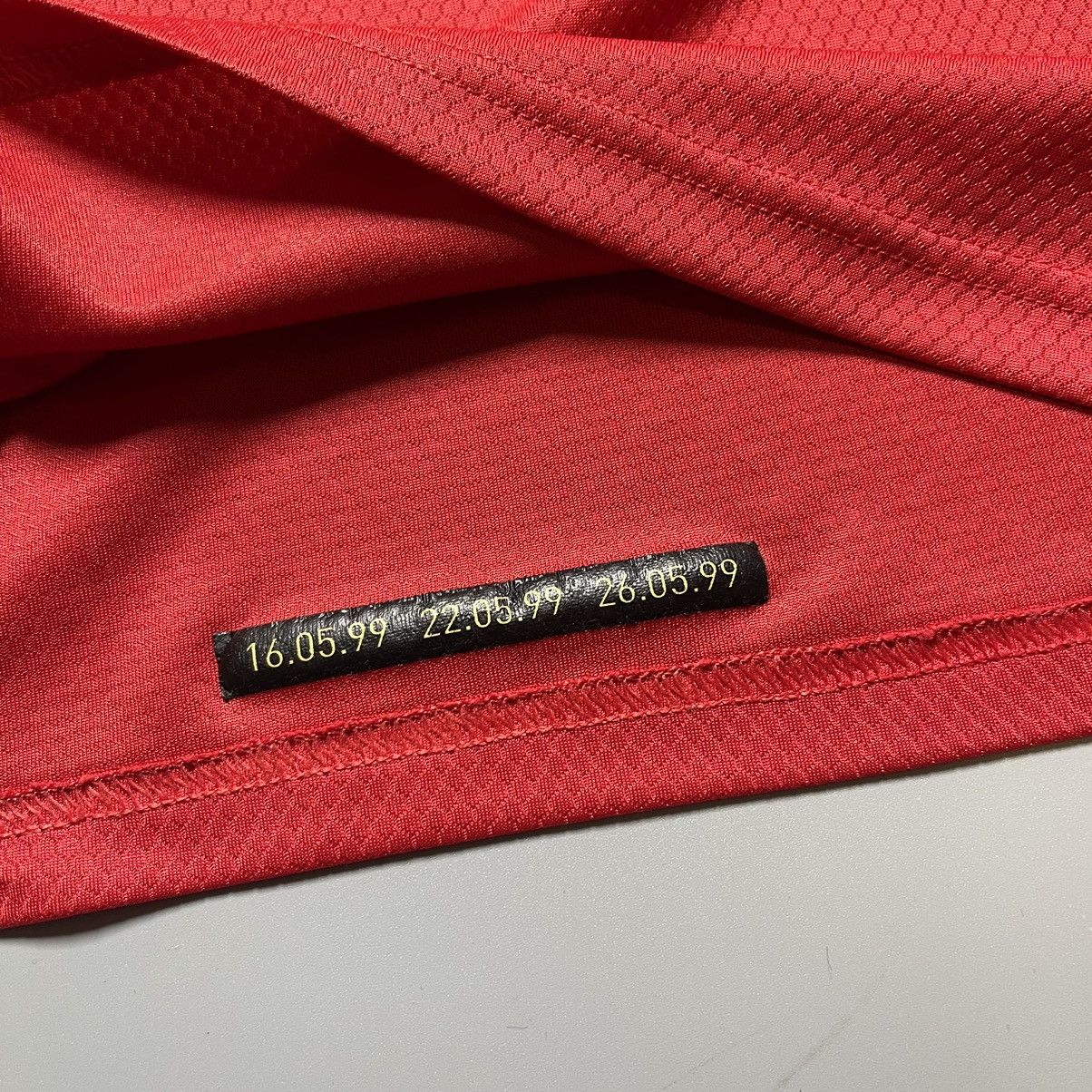 Adidas × Vintage MAN UNITED ADIDAS 2019/2020 FOOTBALL HOME JERSEY #7 BECKHAM Size US S / EU 44-46 / 1 - 13 Thumbnail