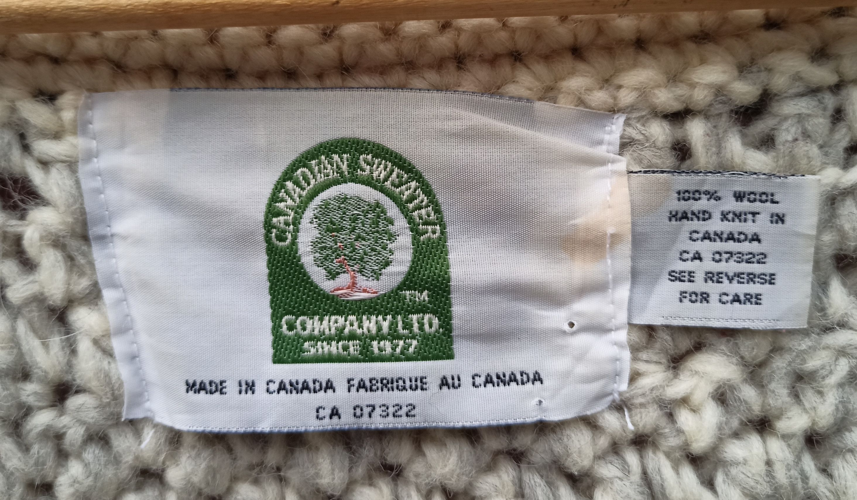 Vintage Vintage 💥 Canadian Sweater 💥 Wool Hand Knit Vest Size US L / EU 52-54 / 3 - 18 Thumbnail