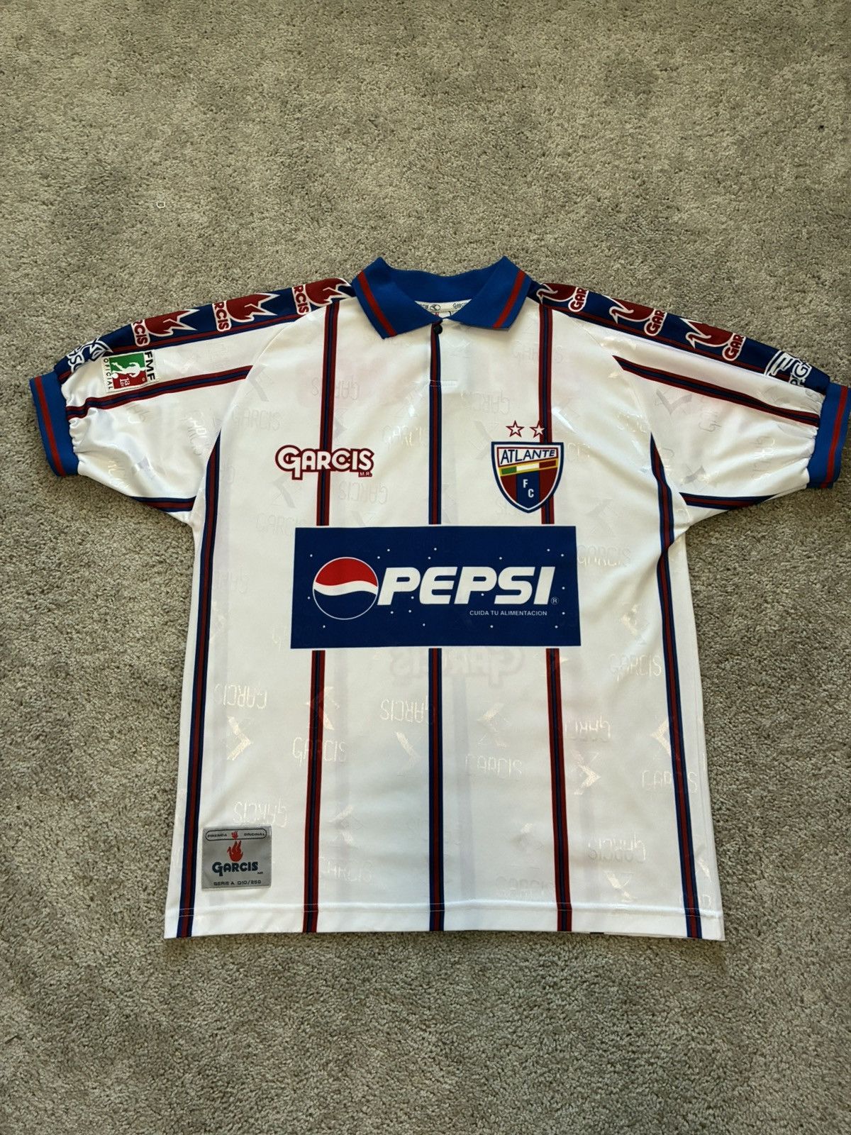 Other 1999/2000 Atlante FC Kit Size US XL / EU 56 / 4 - 1 Thumbnail