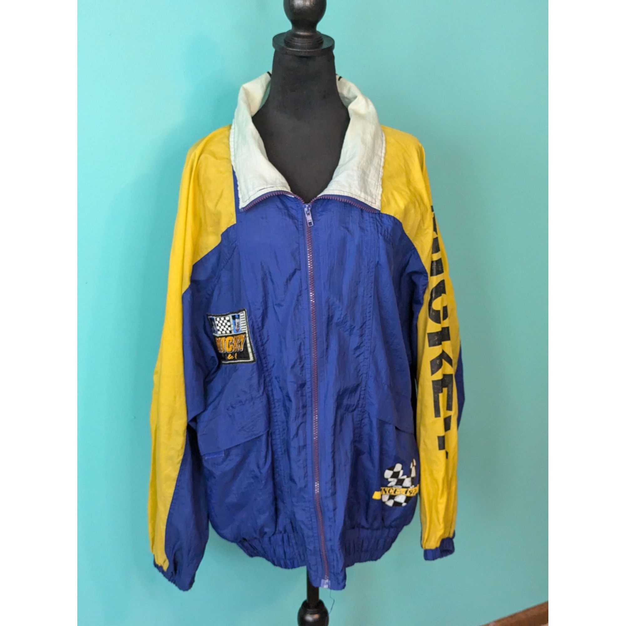 Disney Vintage Mikey and Co. Racing Windbreaker Disney Size US L / EU 52-54 / 3 - 1 Thumbnail