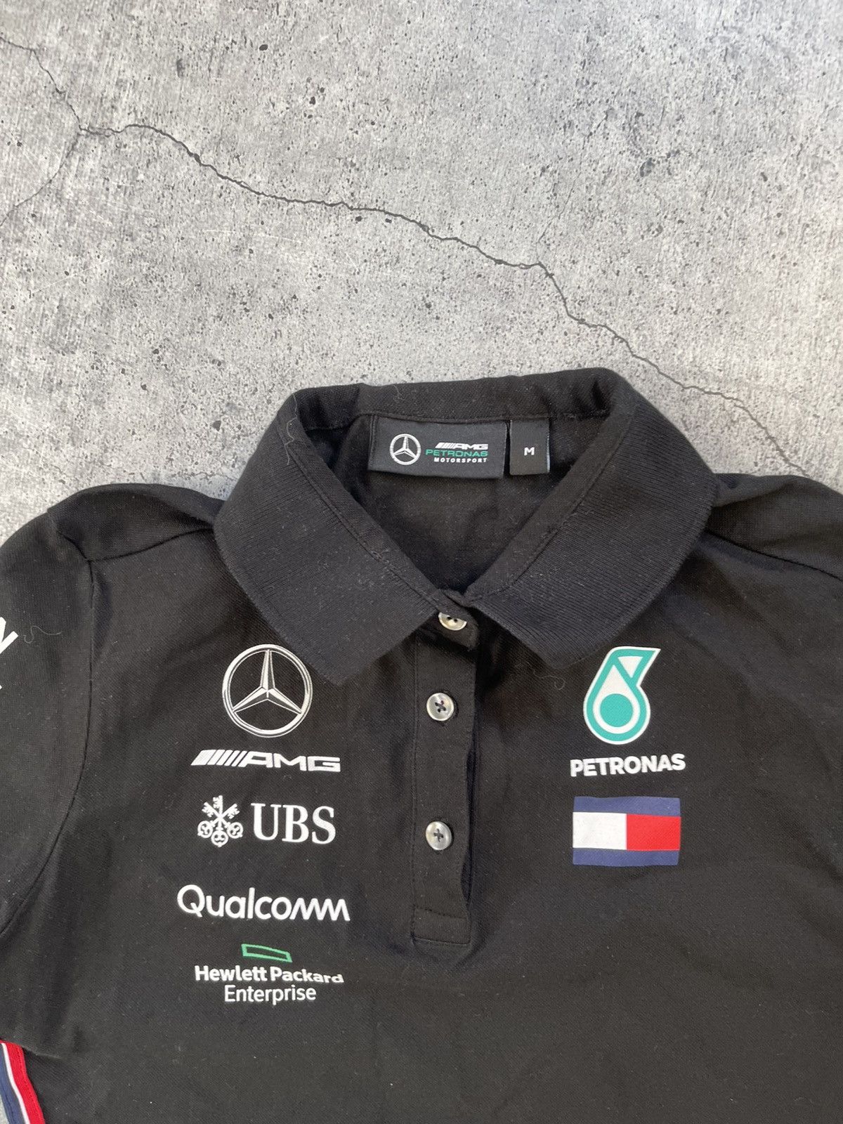 Mercedes-Benz Mercedes AMG Petronas F1 Racing Team Polo Shirt size Xs Size US XS / EU 42 / 0 - 4 Thumbnail