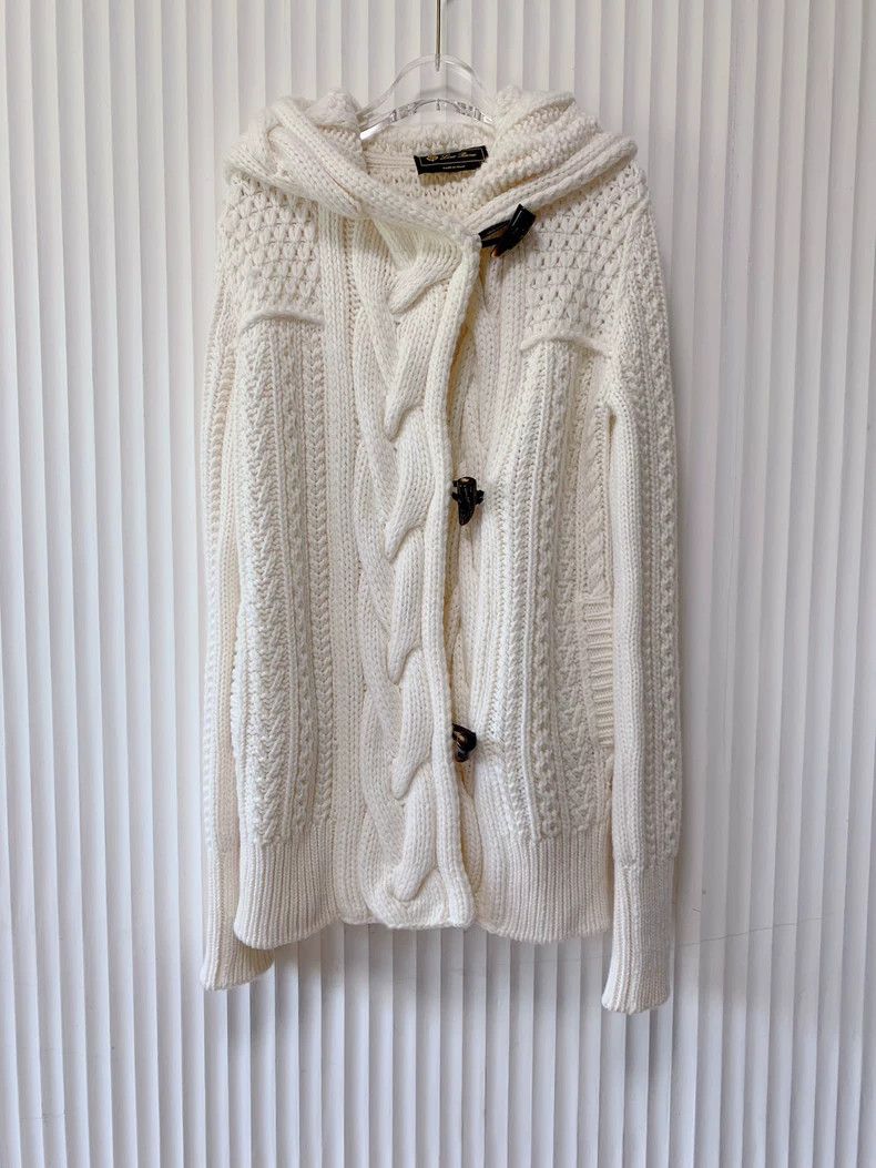 Loro Piana LORO PIANA Cow horned cashmere pullover sweater Size XS / US 0-2 / IT 36-38 - 1 Thumbnail