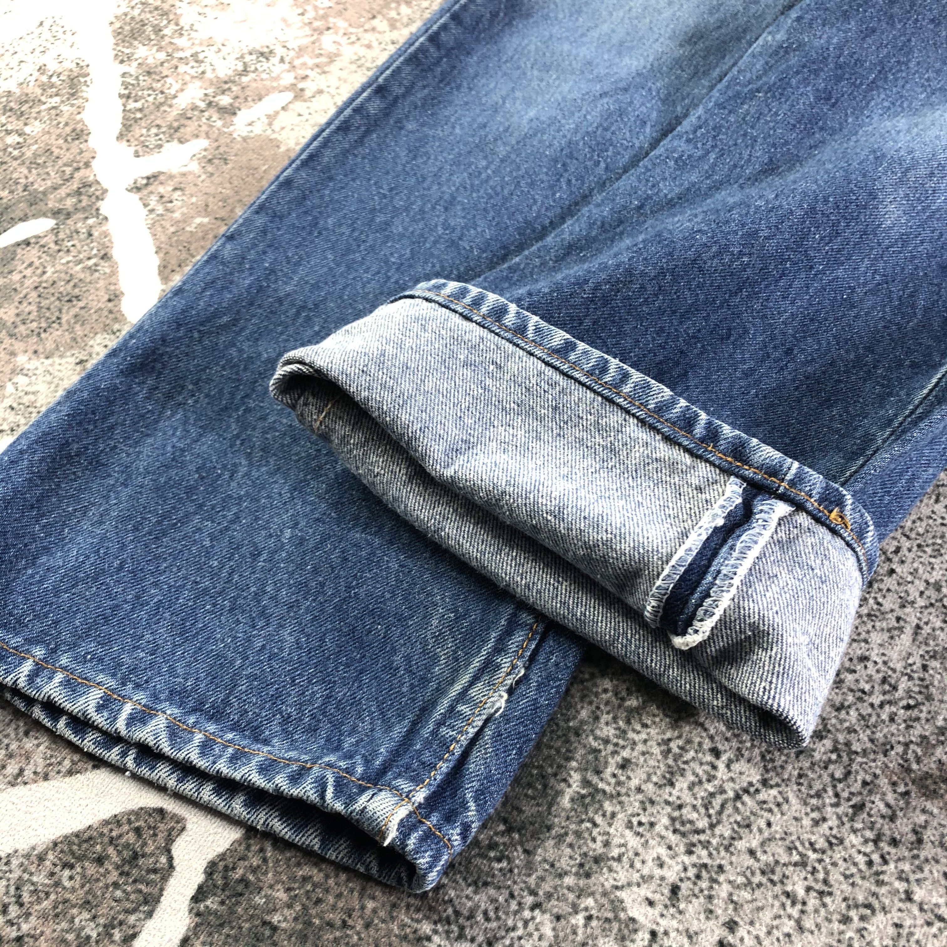 Levi's Vintage 80s Levis 501 Jeans Blue Wash Denim KJ2360 Size US 30 / EU 46 - 6 Thumbnail