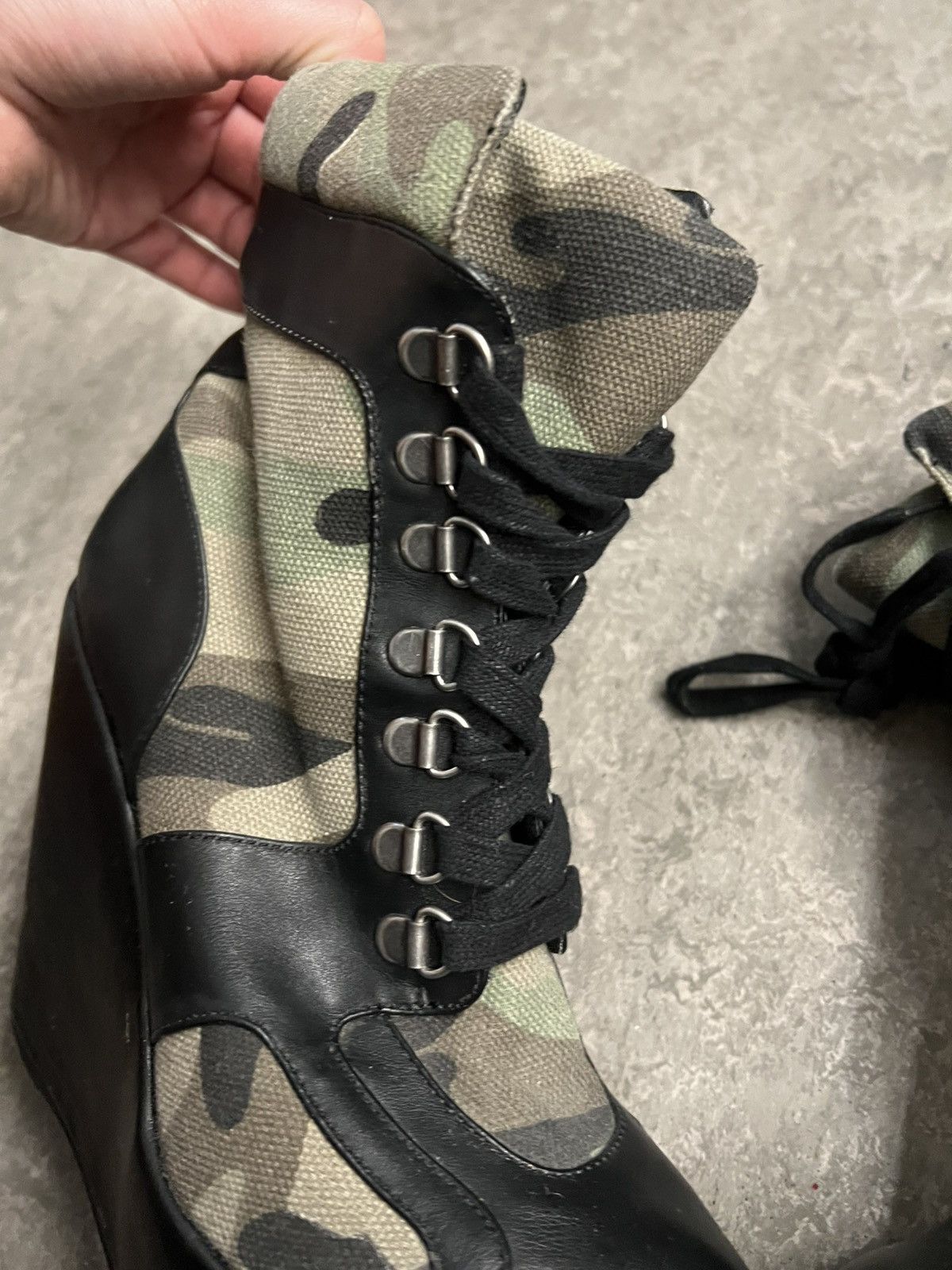 Vintage Camo Wedge Shoes vintage opium y2k goth emo Size US 7 / IT 37 - 3 Thumbnail