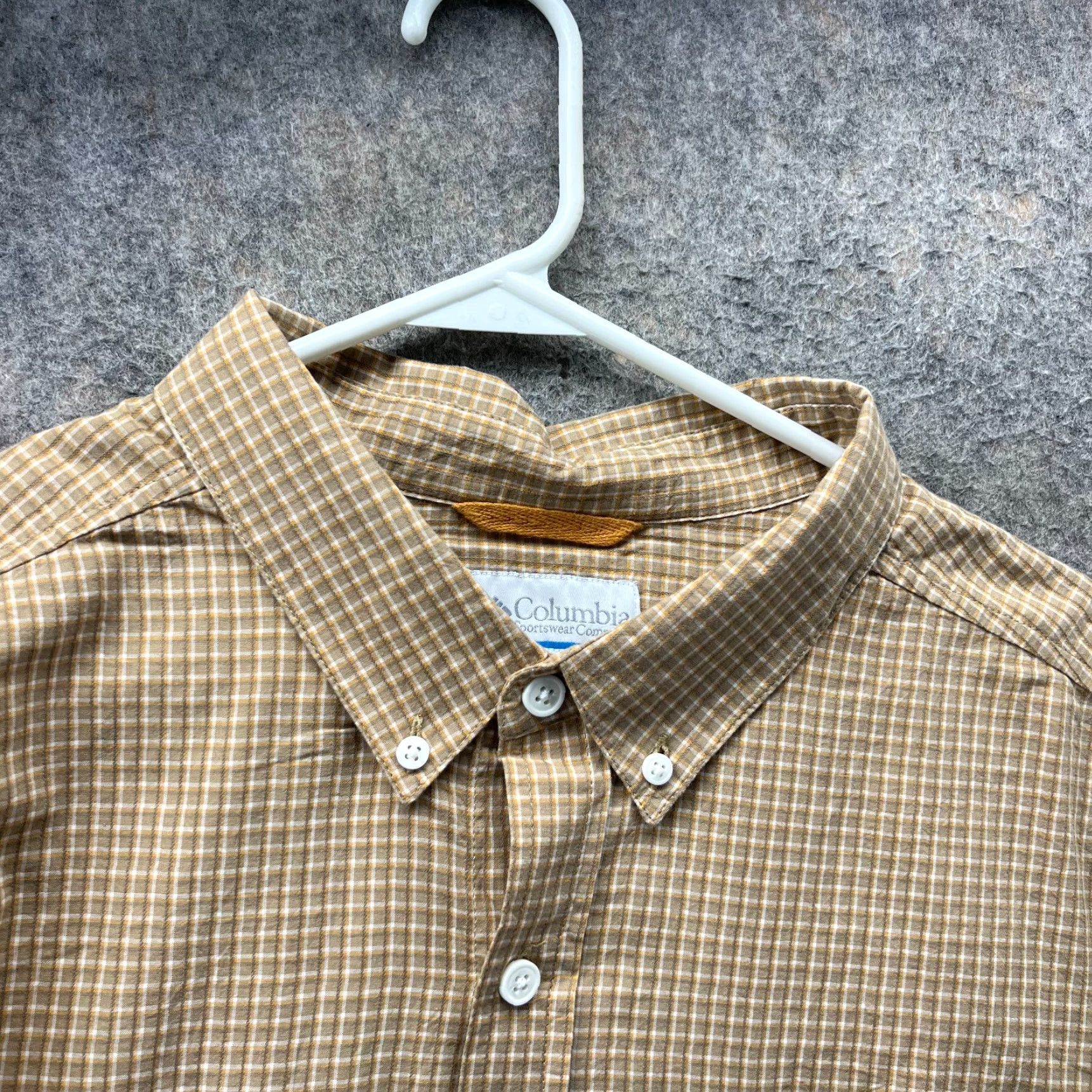 Vintage Columbia Shirt Men XL Khaki Button Down Tan Beige Rapid River II Outdoors Pockets Size US XL / EU 56 / 4 - 5 Thumbnail