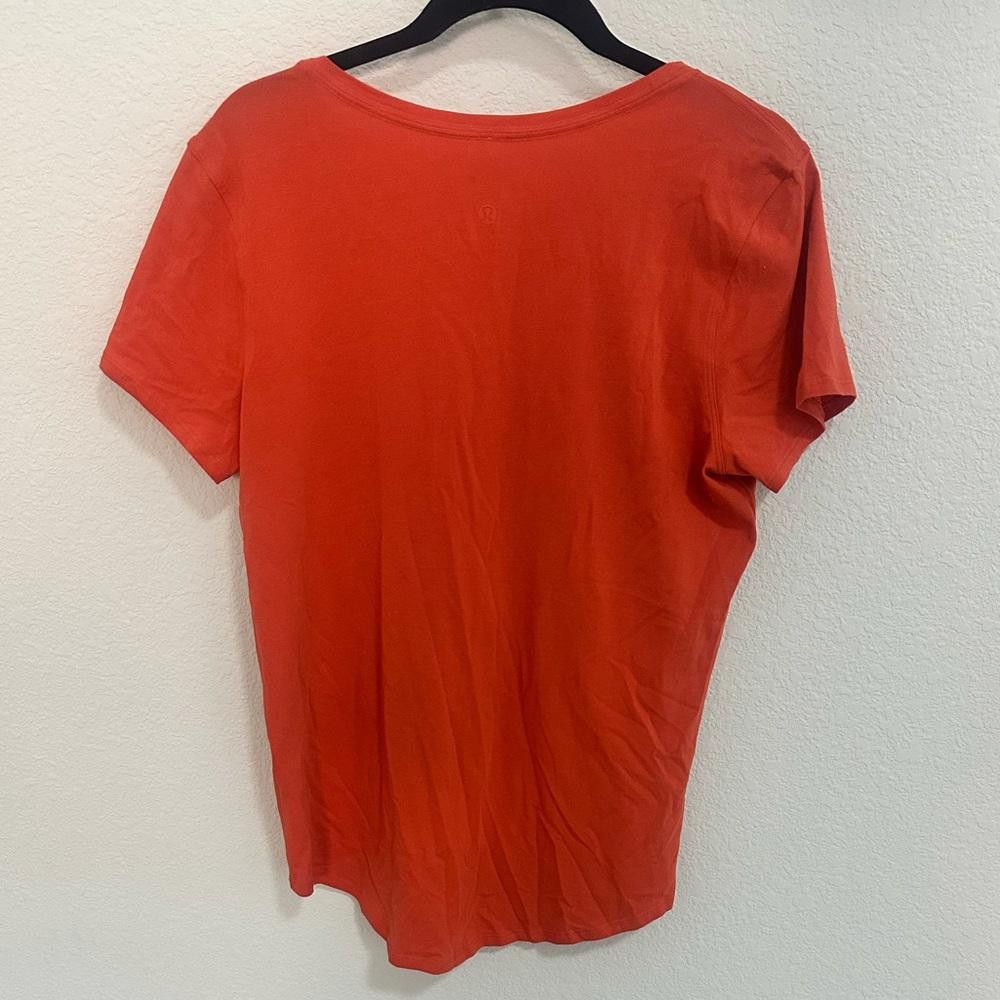 Lululemon Lululemon Love Crew III Short Sleeve Tee 10 Orange Brick Size L / US 10 / IT 46 - 6 Thumbnail