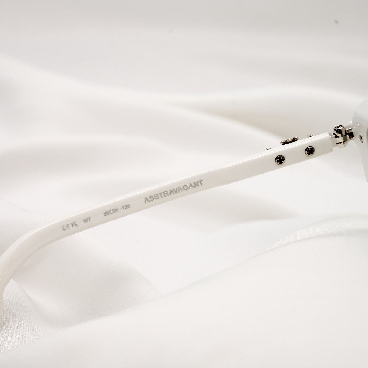 Chrome Hearts CHROME HEARTS ASSTRAVAGANT WHITE SUNGLASSES Size ONE SIZE - 5 Thumbnail