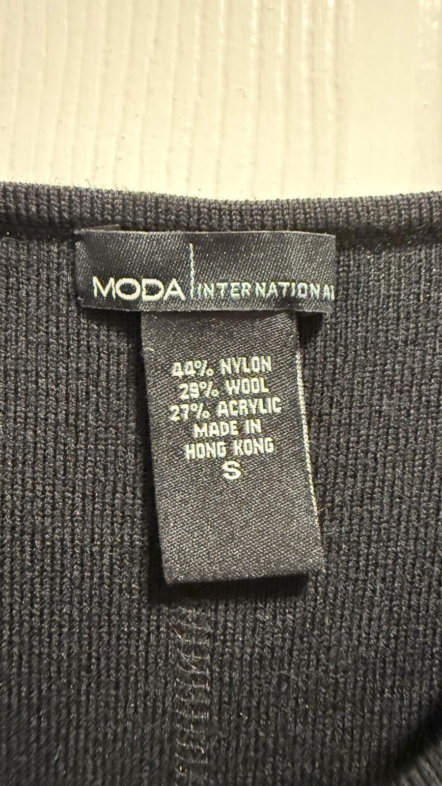 Designer MODA International Black Dress with Chain Detail Size 28" / US 6 / IT 42 - 3 Thumbnail