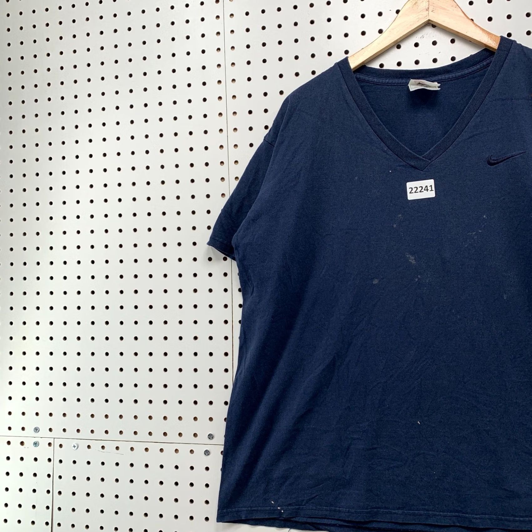 Nike VINTAGE Nike Shirt Navy Blue Embroidered Swoosh Adult Large 22.5x27 90s Shirt Mens Size US L / EU 52-54 / 3 - 3 Thumbnail
