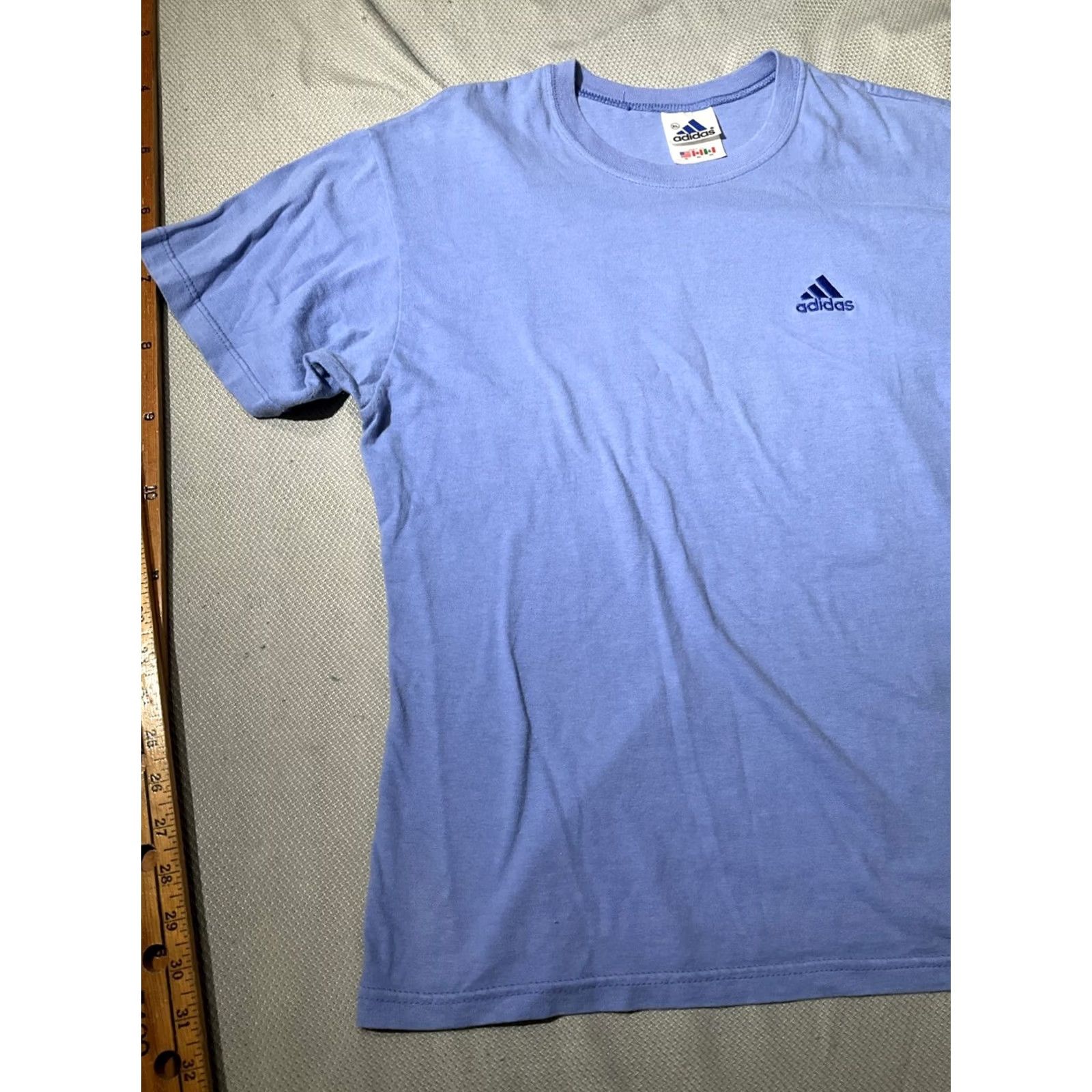 Adidas VINTAGE adidas Shirt Womens XL Purple CrewNeck Logo Active T-Shirt Tee 90s Size XL / US 12-14 / IT 48-50 - 4 Thumbnail