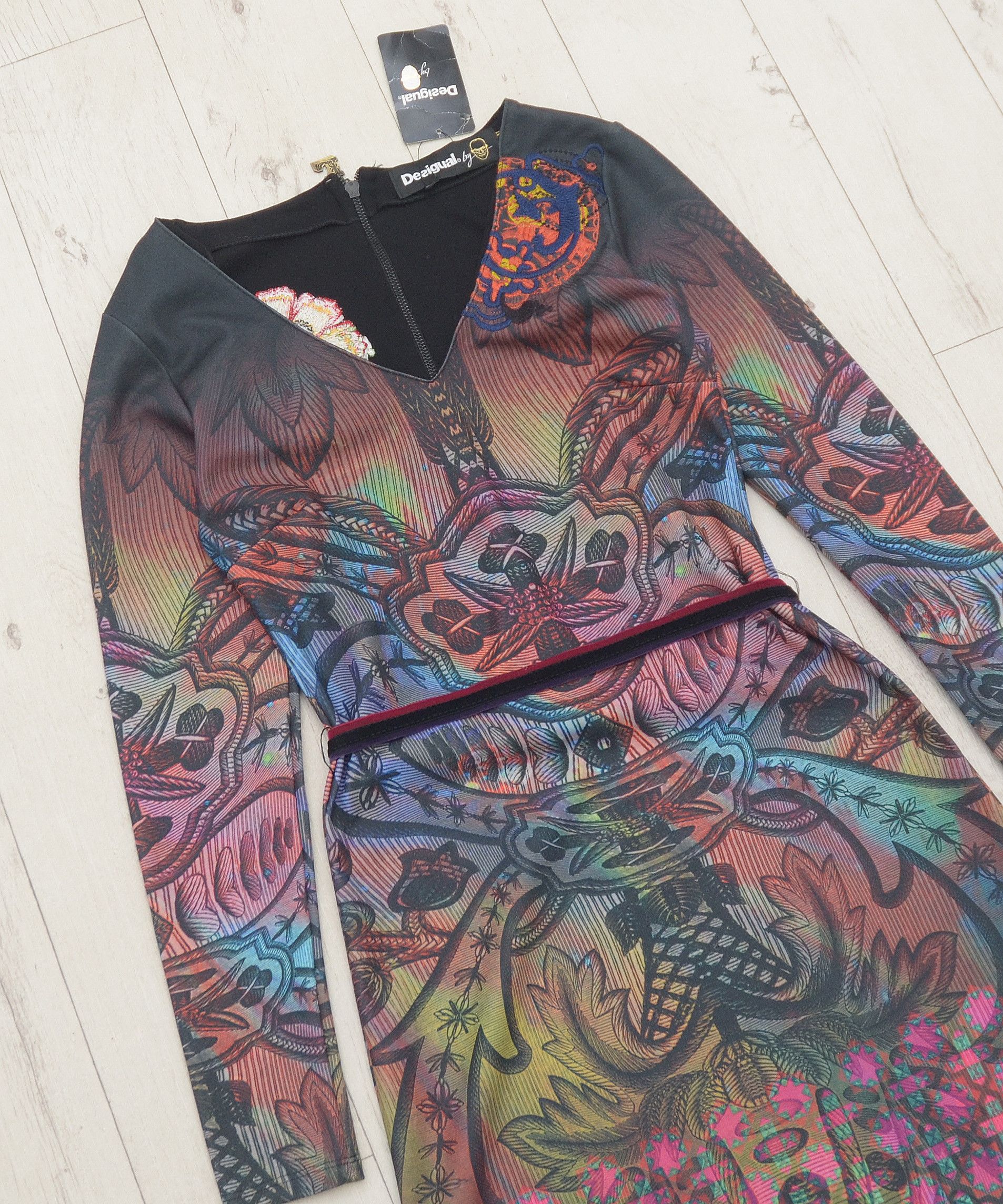 Desigual Avant-Garde Desigual Jean Paul Gaultieresque Style Dress Size M / US 6-8 / IT 42-44 - 2 Thumbnail