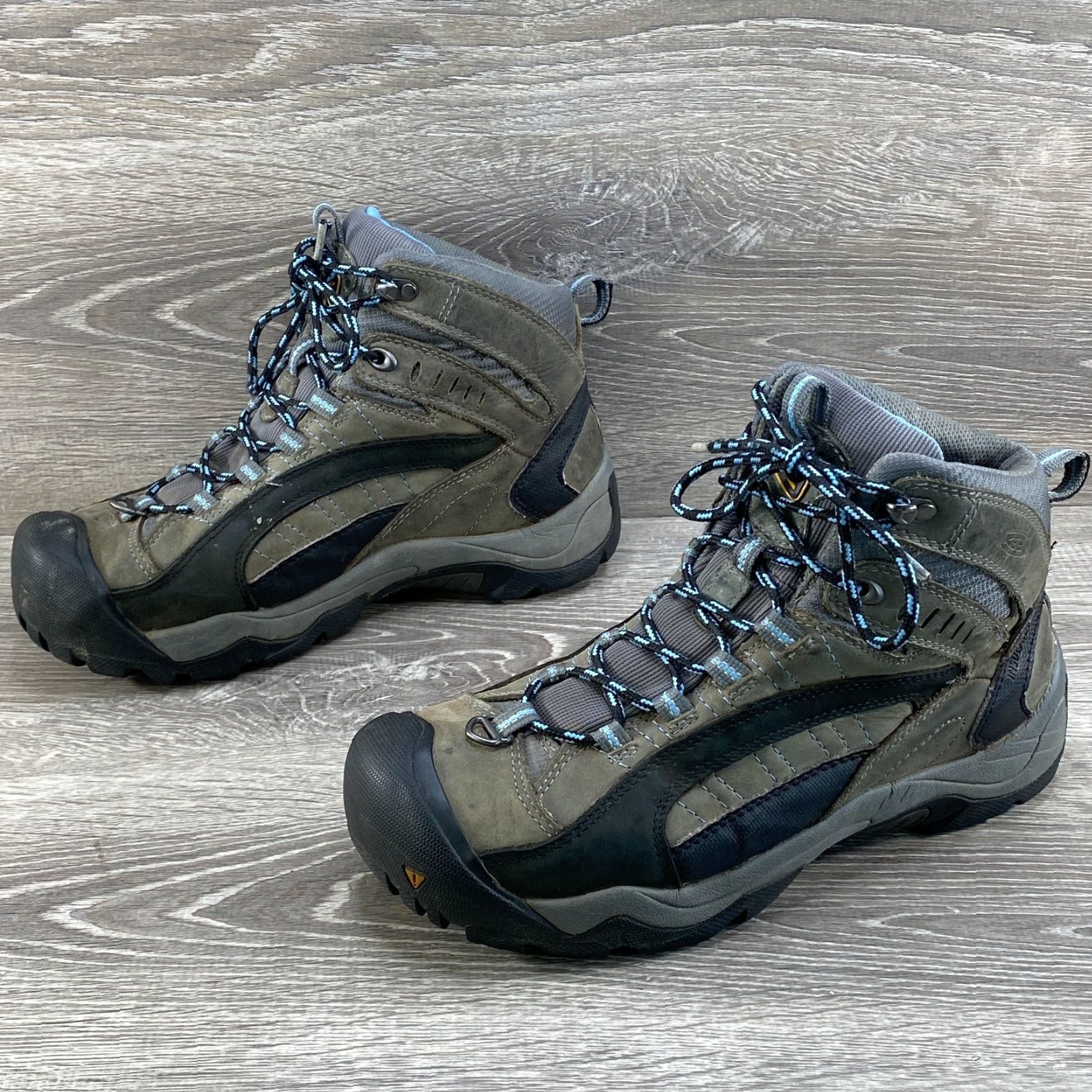KEEN KEEN Revel Gray Leather Insulated - Dry Warm Womens 11 Hiking Boots - 200 G - Lace Up Mid - Outdoor - Waterproof - Womens - Gray - DK8.5 (UK) Size US 9 / IT 39 - 5 Thumbnail