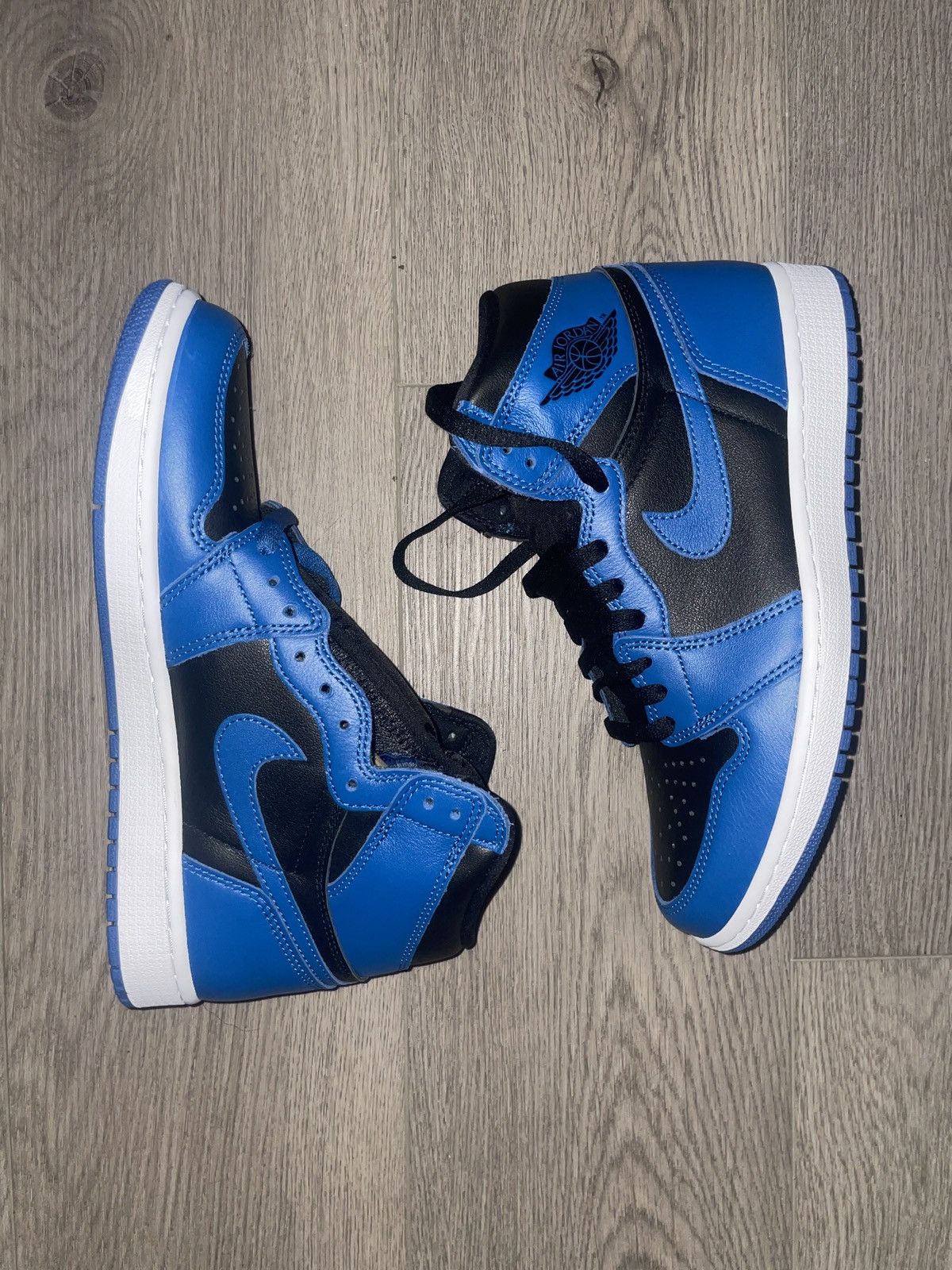 Jordan Brand Jordan 1 Dark Marina Blue Size US 9 / EU 42 - 1 Thumbnail