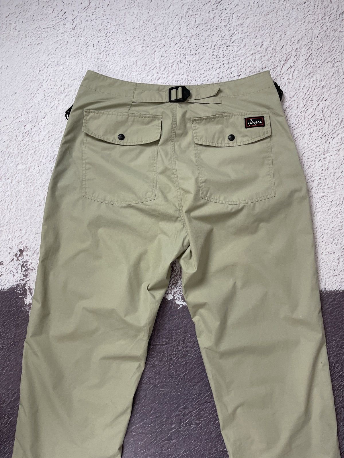 Kangol Kangol vintage utility beige cargo buckle back pants size L Size US 34 / EU 50 - 2 Thumbnail