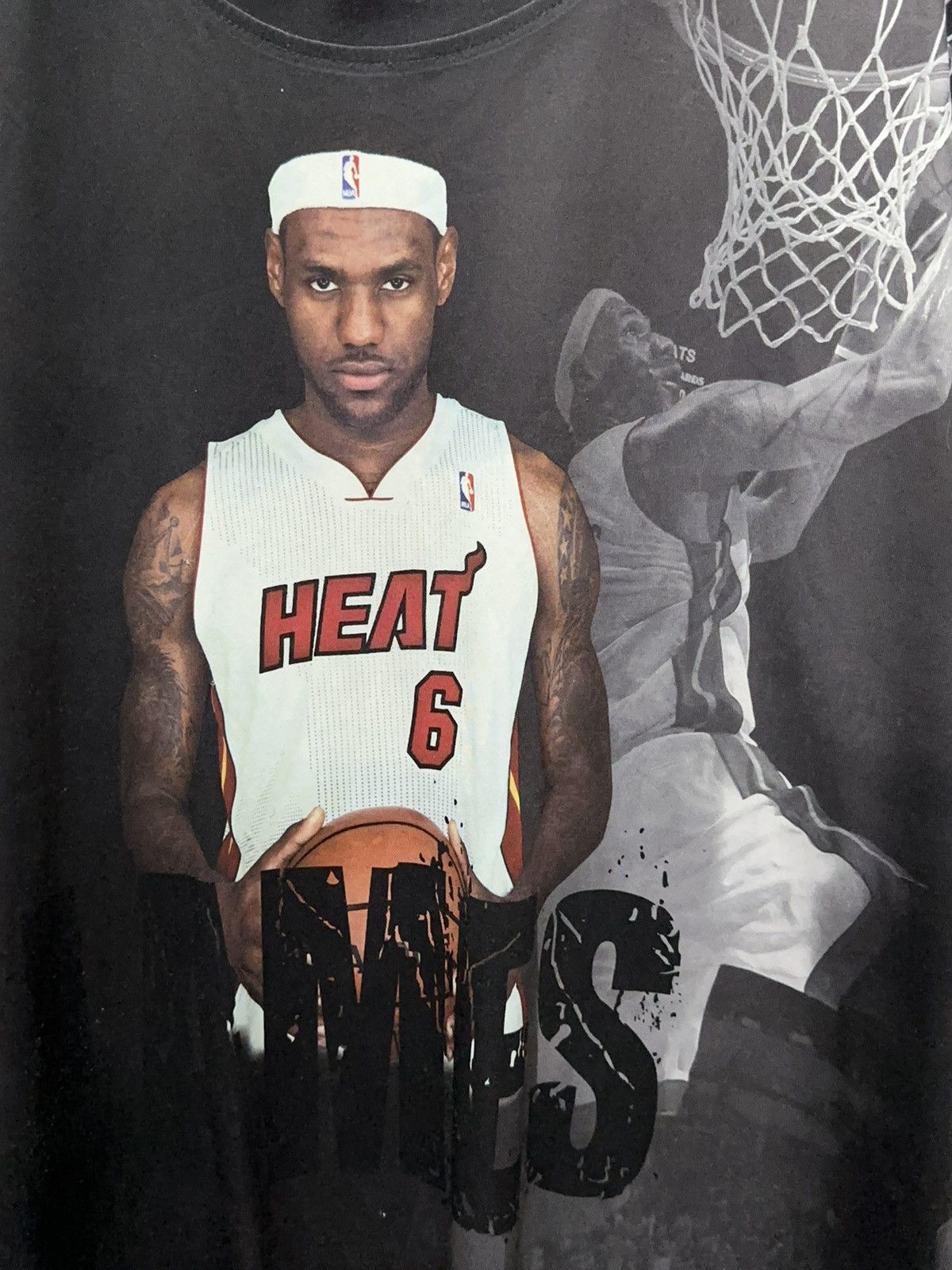 Jordan Brand 2000s Lebron James Miami Heat All Over Print T-Shirt XL Size US XL / EU 56 / 4 - 3 Thumbnail