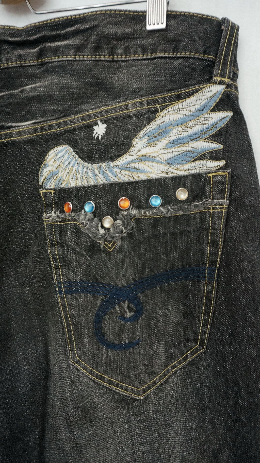 Japanese Brand 🔴 Vtg Japanese Brand Embroidery Wings Distressed Jeans Size US 36 / EU 52 - 8 Thumbnail