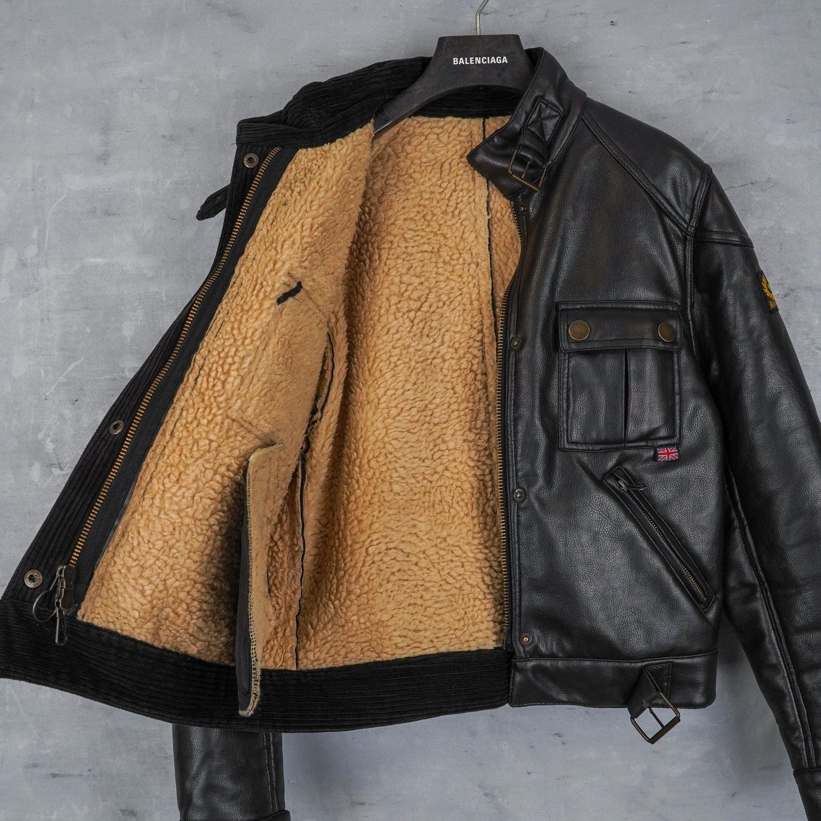 Belstaff Vintage belstaff black leather patch logo womens moto jacket Size S / US 4 / IT 40 - 6 Thumbnail