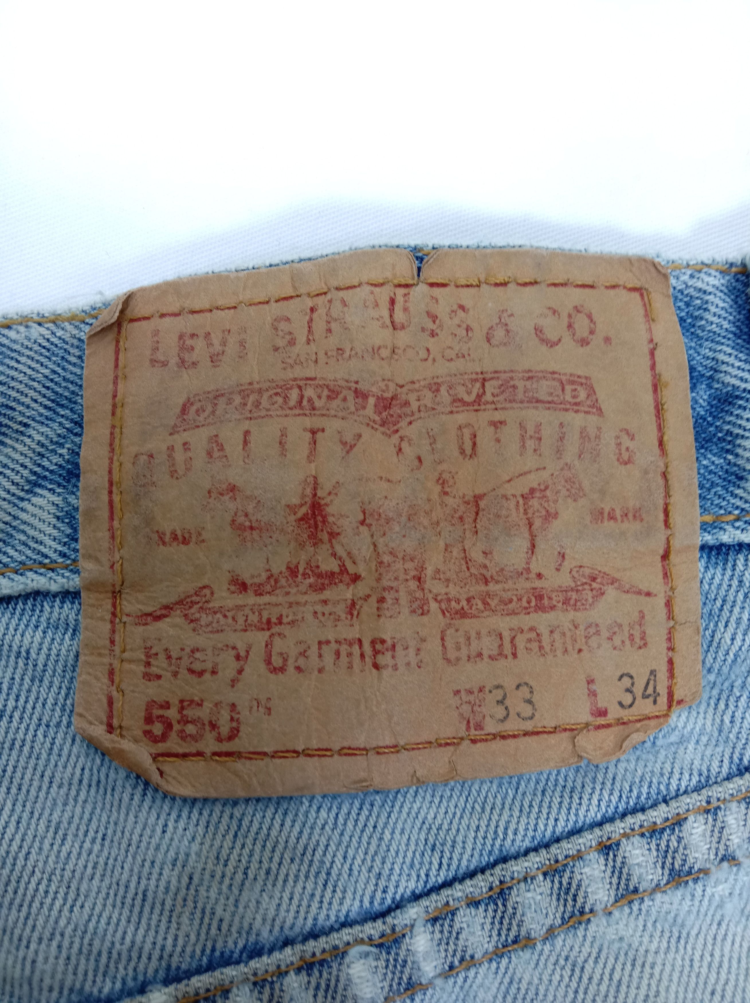 Levi's Vintage Levi's 550 Jeans Light Wash Distressed Denim Size US 32 / EU 48 - 14 Thumbnail