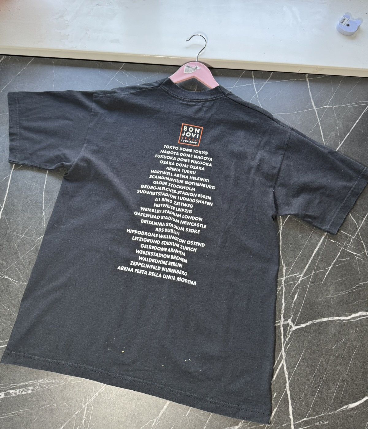 Bon Jovi Vintage 2000s Bon Jovi Crush Band T Shirt Size US L / EU 52-54 / 3 - 8 Thumbnail