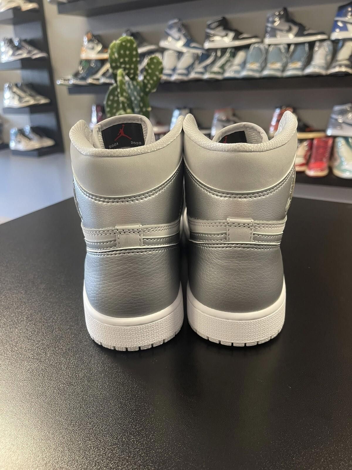 Jordan Brand Jordan 1 Retro High CO Japan Neutral Grey (2020) Size 9.5m Size US 9.5 / EU 42-43 - 4 Thumbnail