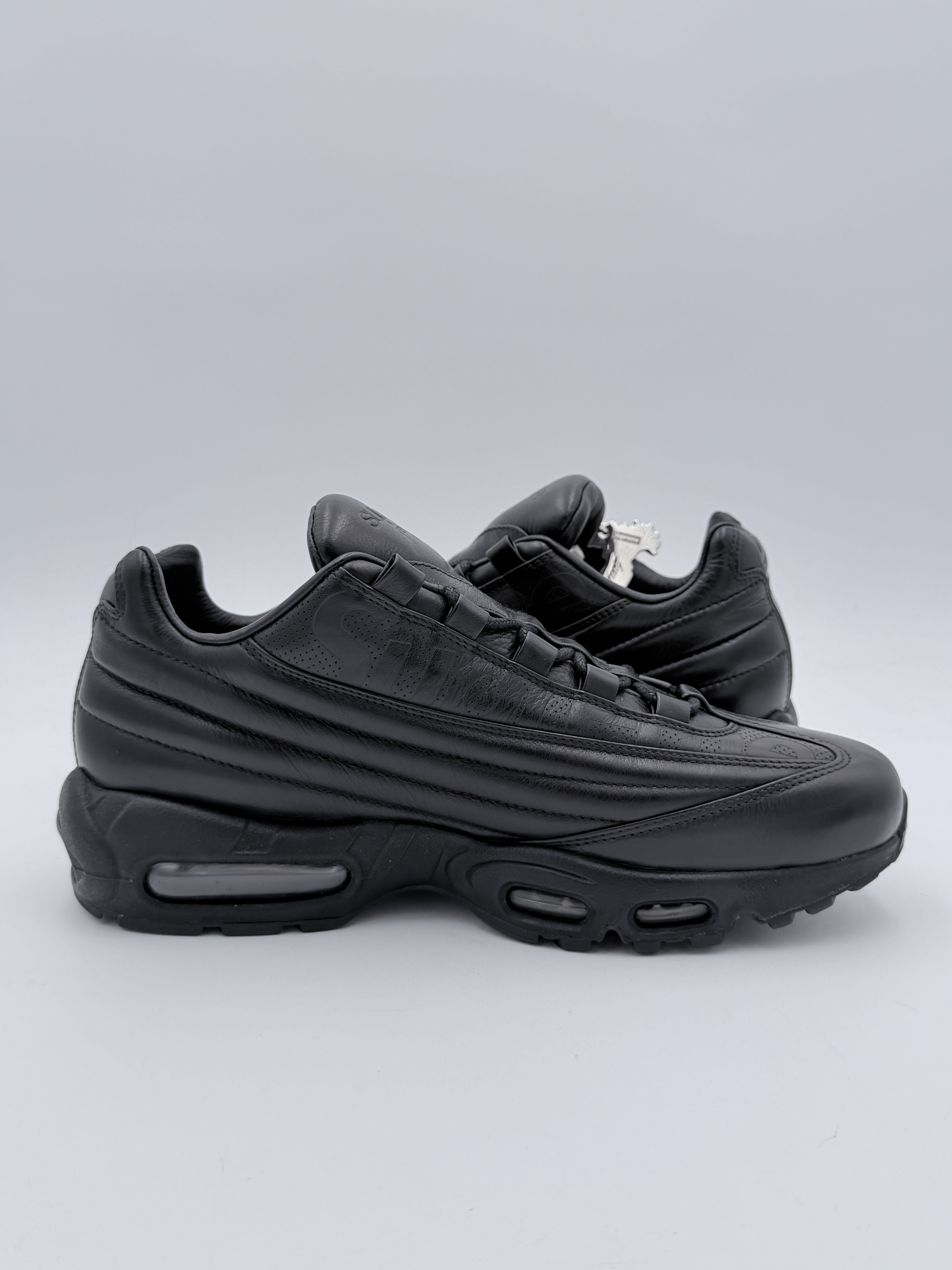Nike × Supreme Supreme Air Max 95 Leather Lux Made in Italy Black Size US 9.5 / EU 42-43 - 4 Thumbnail