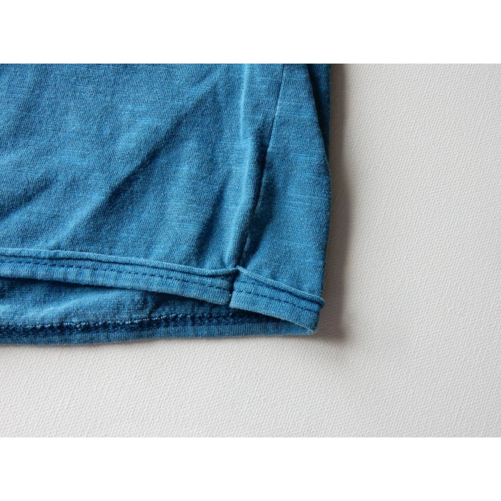 Oakley VINTAGE Oakley Men's Short Sleeve T-Shirt Size M Cotton Solid Blue 2000s Size US M / EU 48-50 / 2 - 4 Thumbnail
