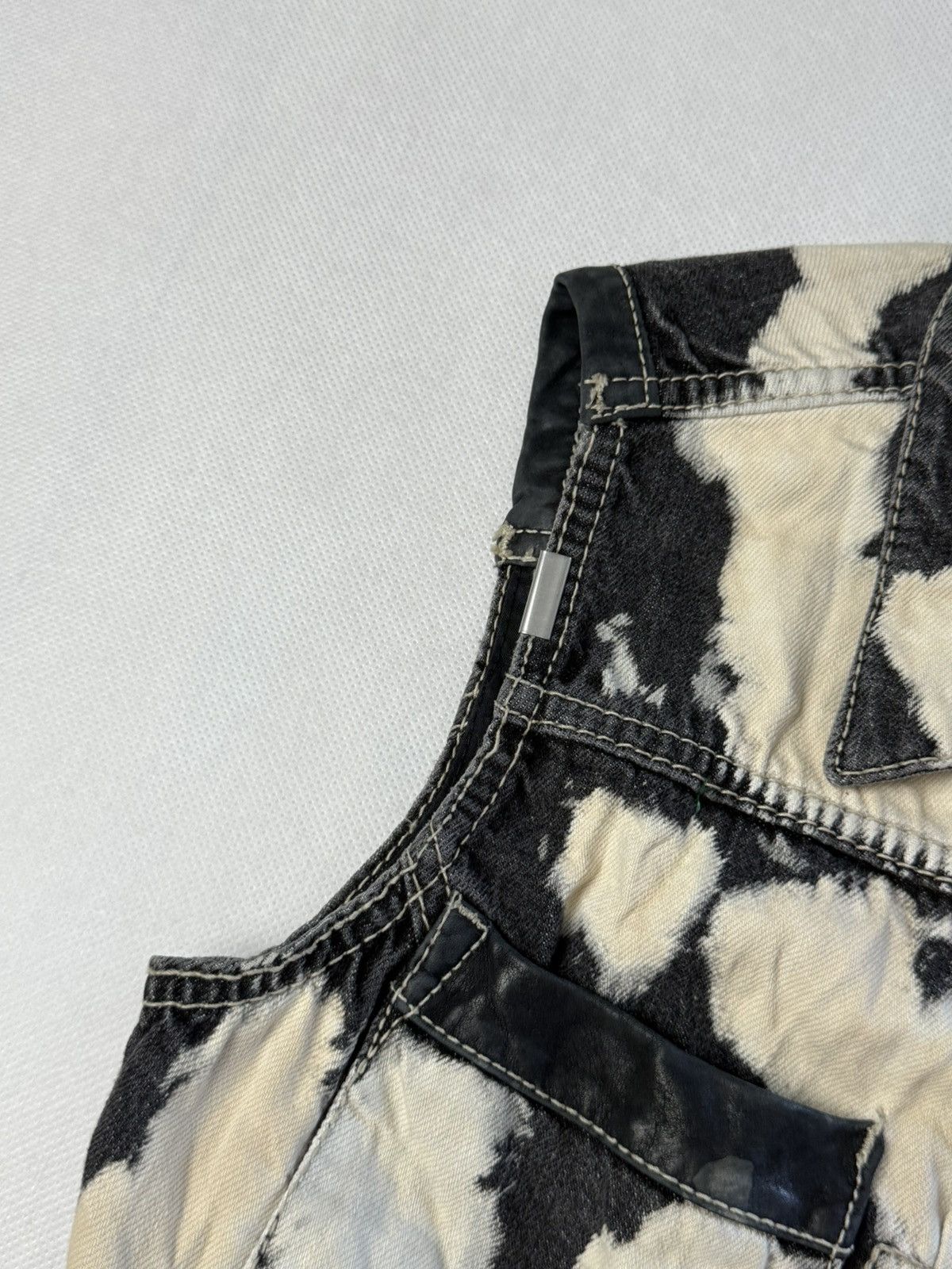 Andrew Mackenzie Vintage Against my killer vests Italy Viscose Blend Black Size M / US 6-8 / IT 42-44 - 10 Thumbnail