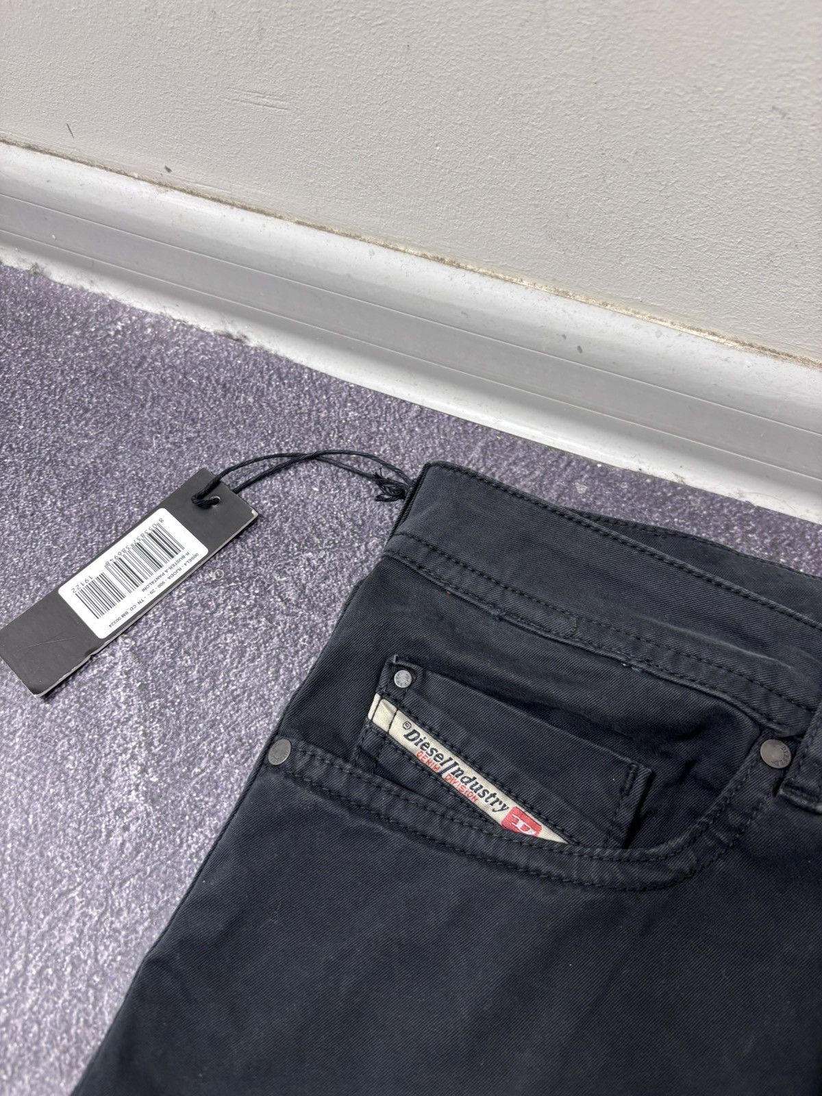 Diesel Diesel Buster NWT Men’s Slim Straight Black Pants Jeans Size US 29 - 9 Thumbnail