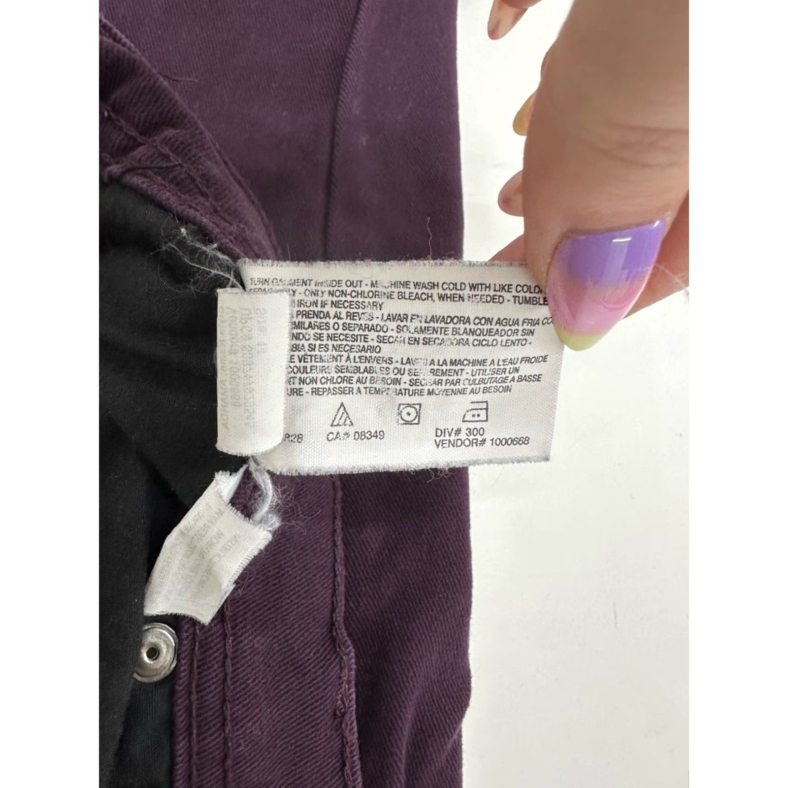 Gloria Vanderbilt Gloria Vanderbilt Jeans Size 14 Short Purple Denim Womens Straight 5-Pocket Stretch Regular Color Purple Fabric Denim Size 36" / US 14 / IT 50 - 6 Thumbnail