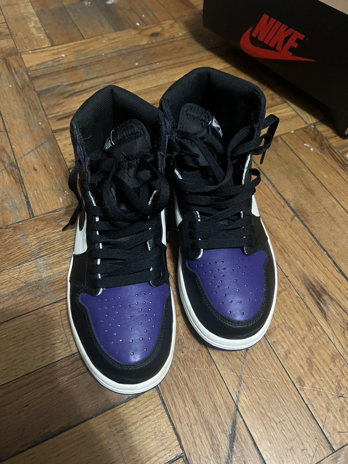 Jordan Brand Air Jordan 1 retro high og royal purple Size US 8 / EU 41 - 3 Thumbnail