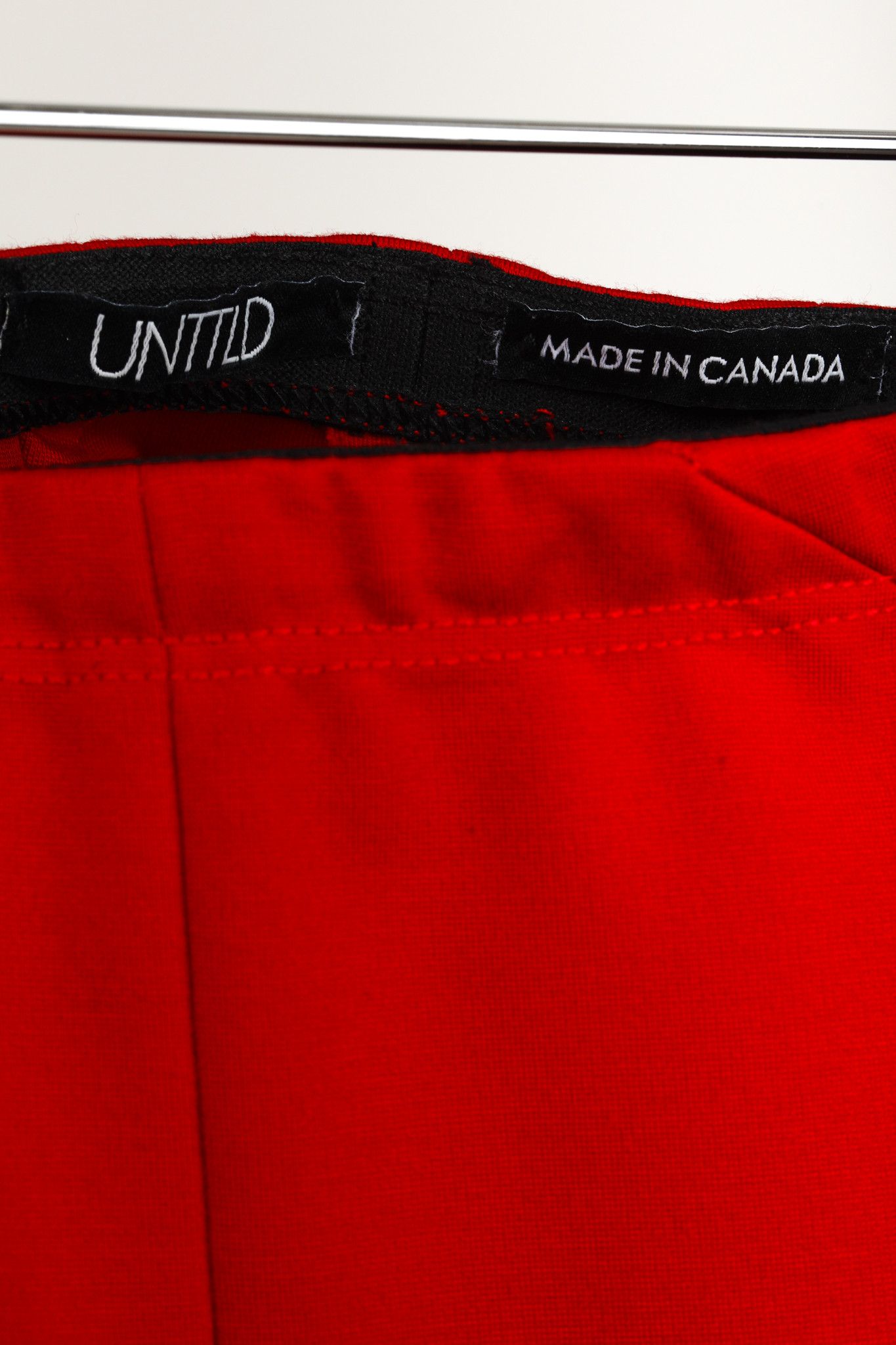 Untitled&Co Untitled Red Stitch Accent Pencil Skirt Size 24" / US 00 / IT 34 - 4 Thumbnail