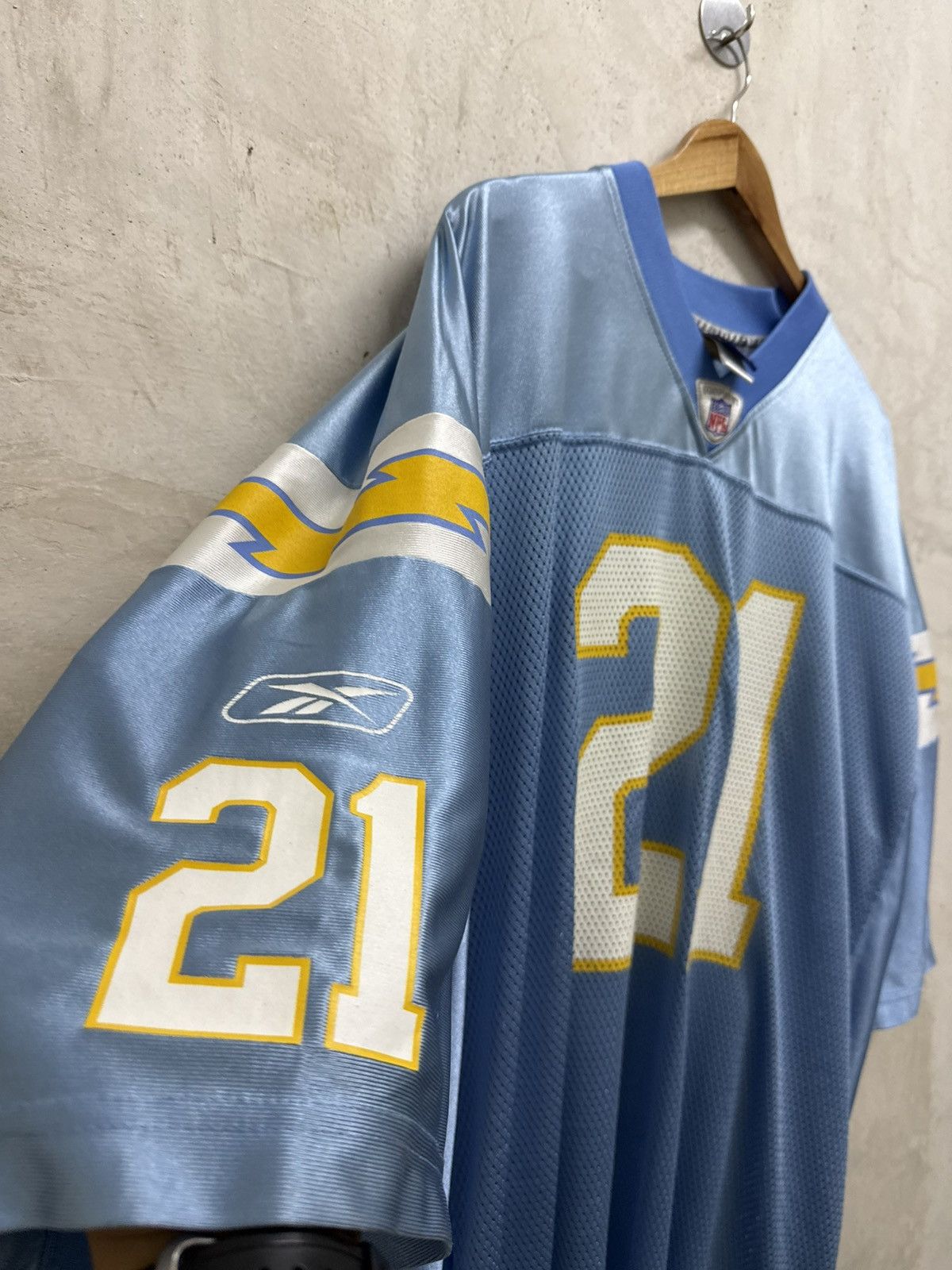 NFL 2000s Reebok San Diego Chargers Tomlinson Jersey Size US XXL / EU 58 / 5 - 2 Thumbnail