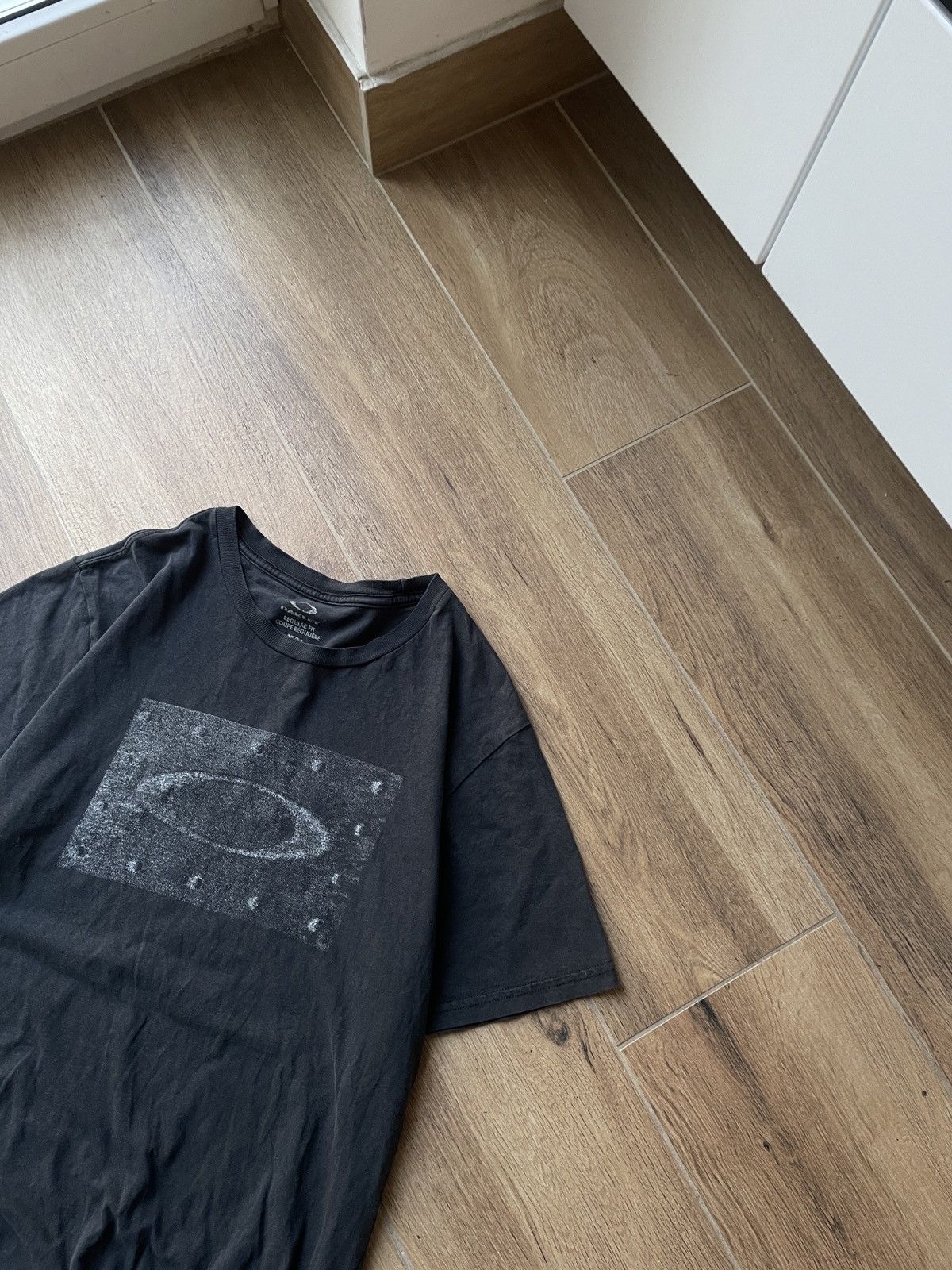 Oakley Oakley Vintage T-Shirt Big Logo Avant Garde Faded Japanese Size US M / EU 48-50 / 2 - 4 Thumbnail