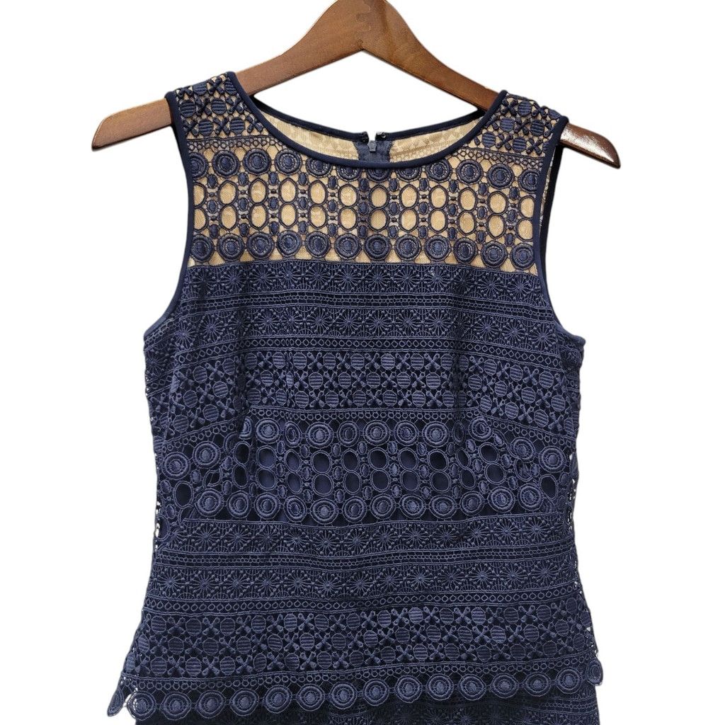 Lauren Ralph Lauren Lauren by Ralph Lauren Women's Sheer-Yoke Lace Dress 8 Size M / US 6-8 / IT 42-44 - 6 Thumbnail