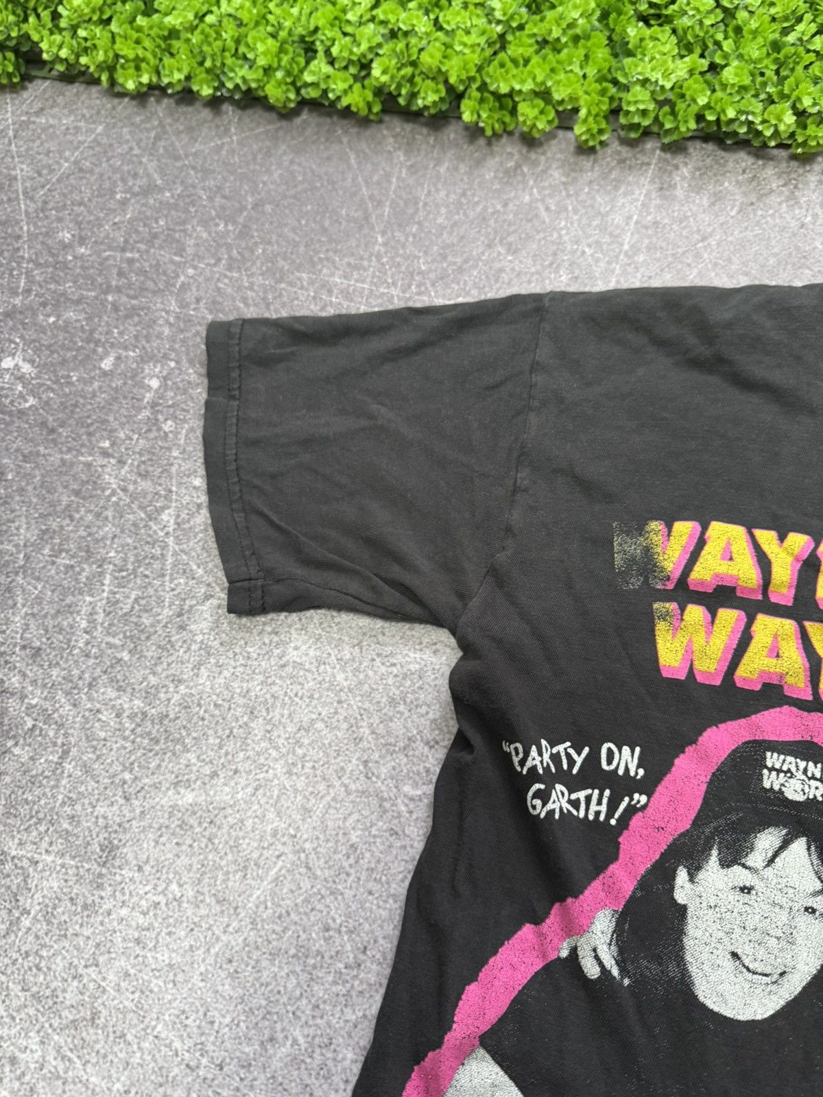 Vintage 1992 Wayne’s World vintage Tee Movie Shirt Size US S / EU 44-46 / 1 - 8 Thumbnail