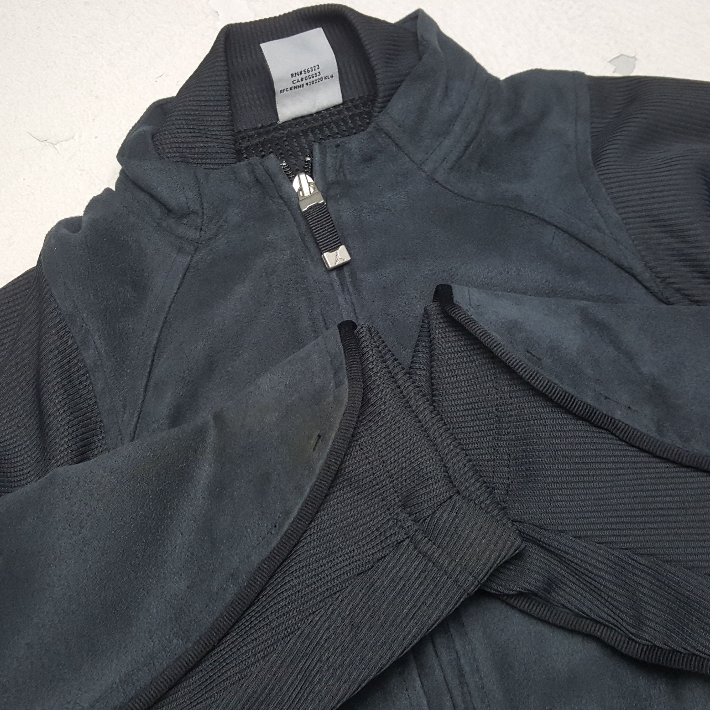 Vintage AIR JORDAN Small Logo Design Sweater Jacket Size US S / EU 44-46 / 1 - 4 Thumbnail