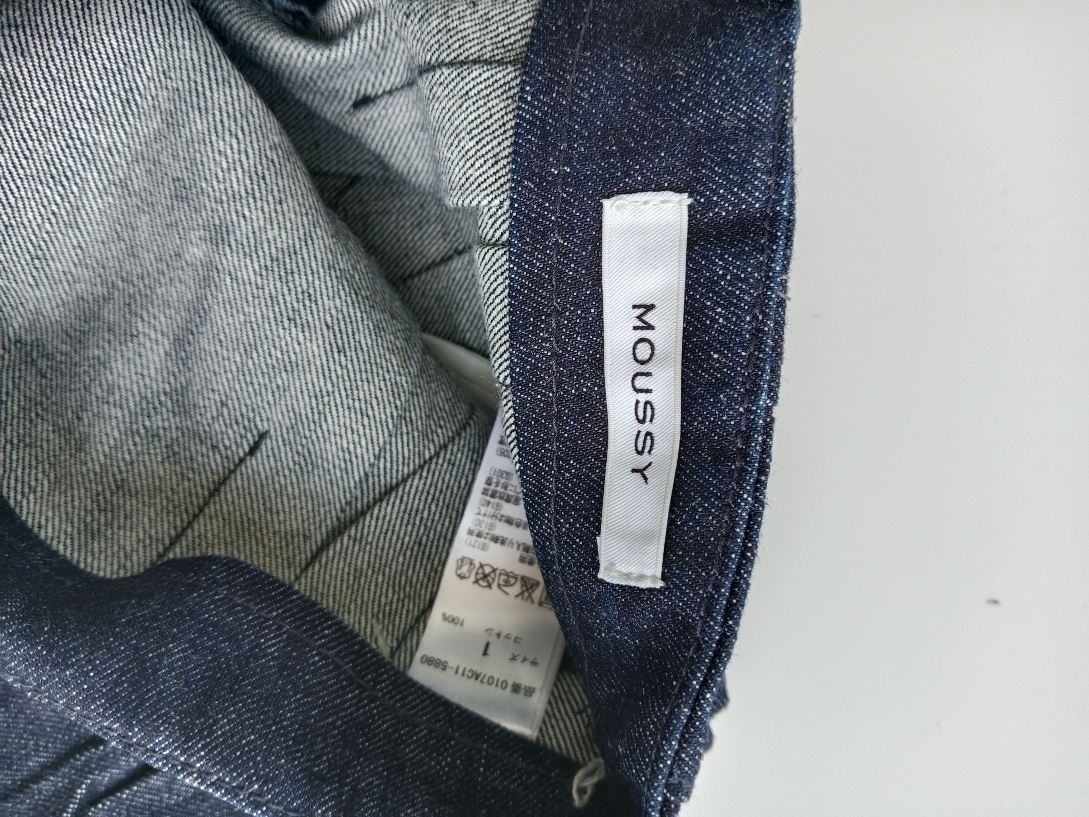 MOUSSY MOUSSY Mini Skirt Dark Blue Denim Japanese Brand Size 25" / US 0 / IT 36 - 7 Thumbnail