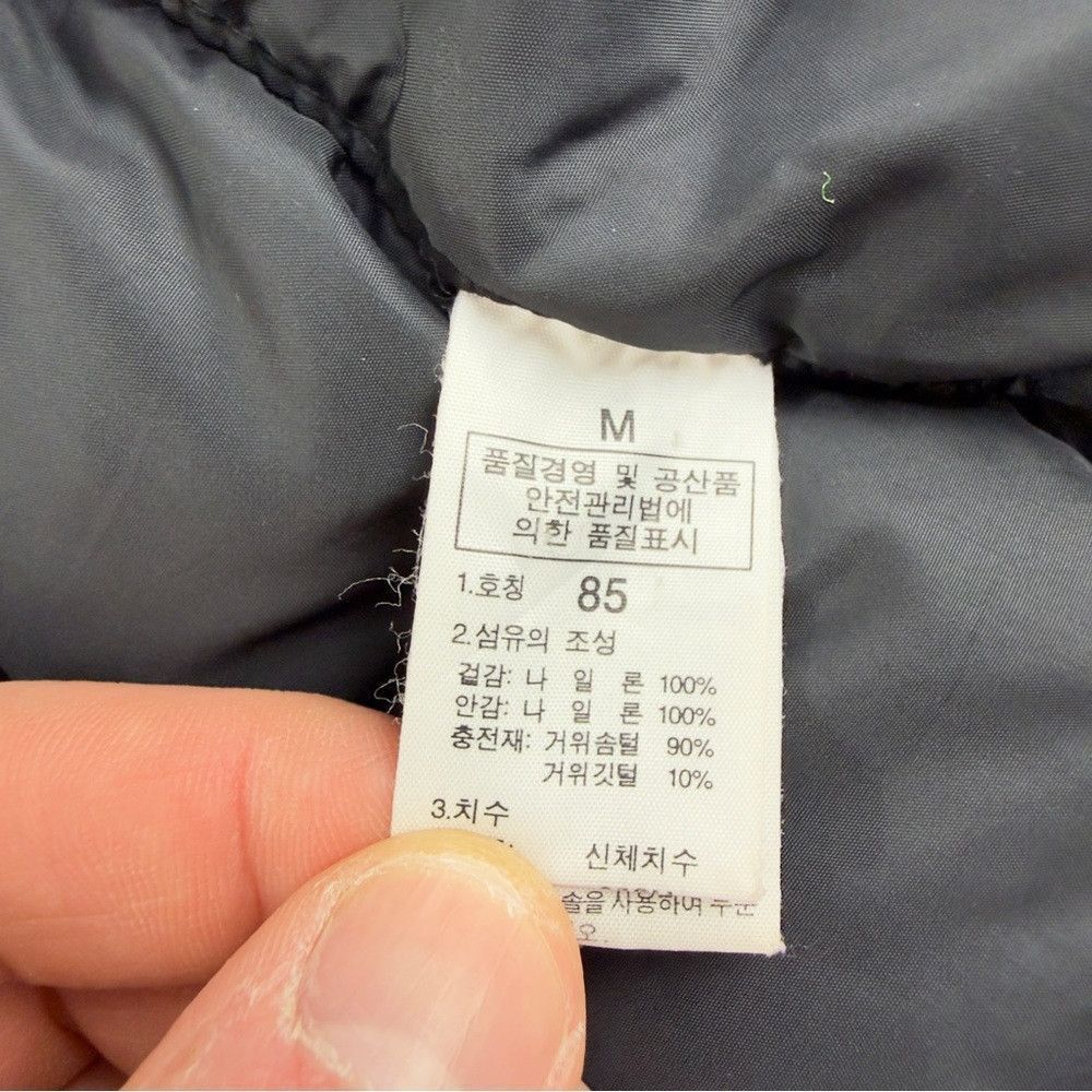 The North Face The North Face Women's Size Medium 700 Down Fill Nuptse Bla Size M / US 6-8 / IT 42-44 - 7 Thumbnail