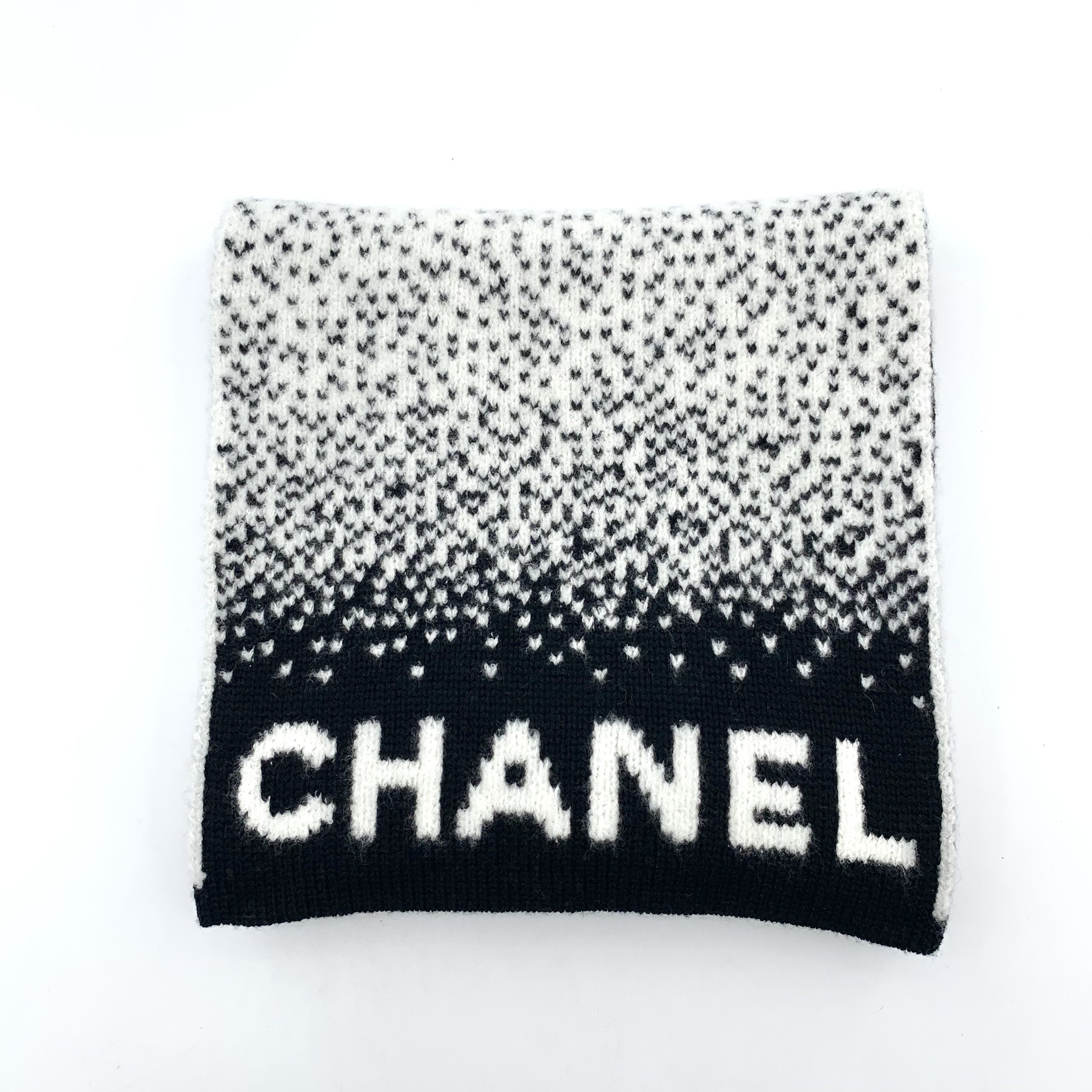 Chanel Chanel Logo Intarsia Cashmere Scarf 185.2×30.7cm Size ONE SIZE - 1 Thumbnail