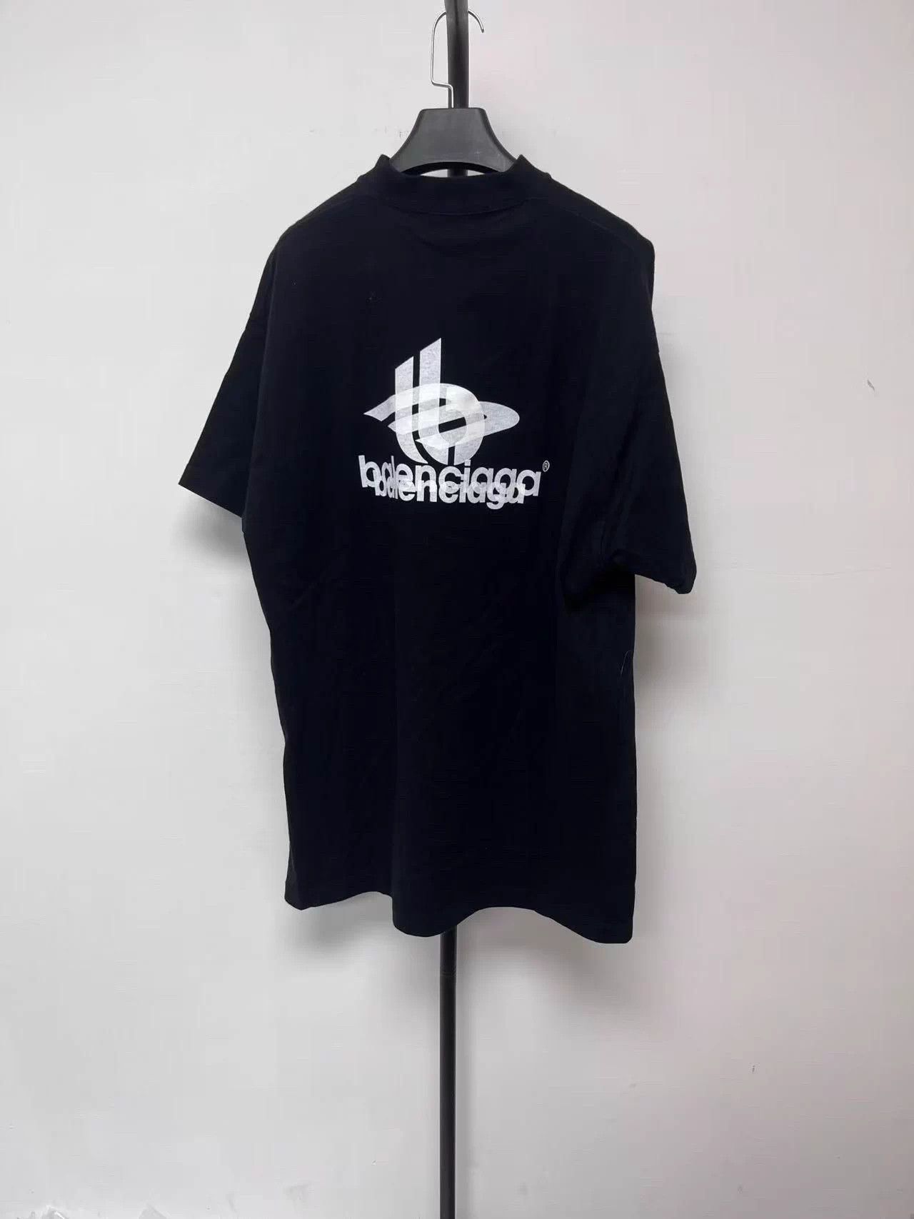 Balenciaga Balenciaga logo print oversized unisex black short tee 1 Size US S / EU 44-46 / 1 - 2 Thumbnail