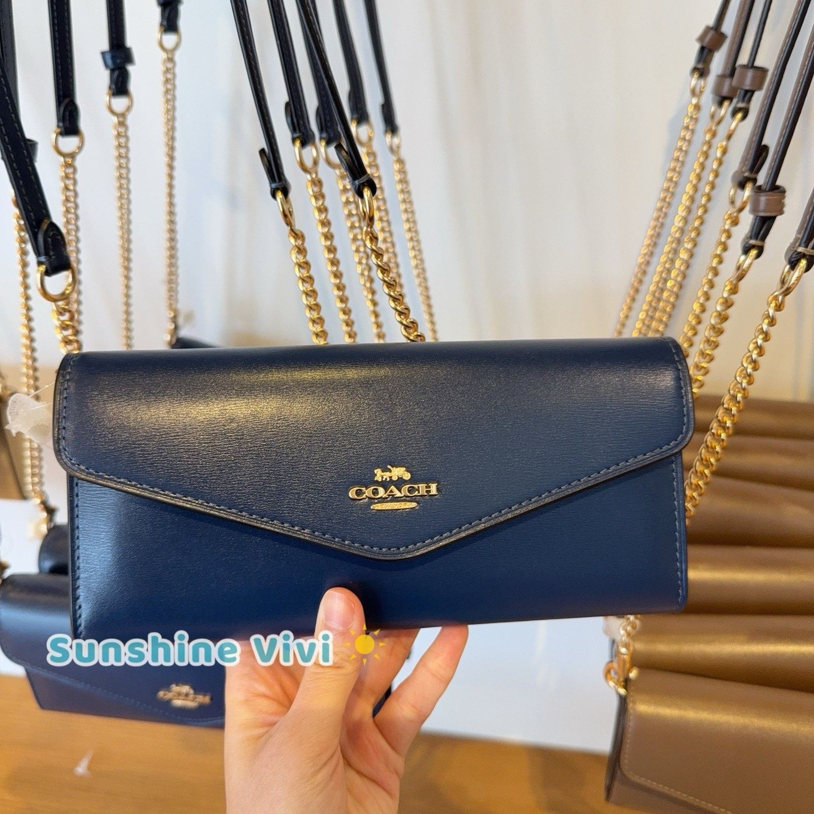 NWT Coach Klare Wallet Chain CBI22 Shiny Gold/Deep Blue