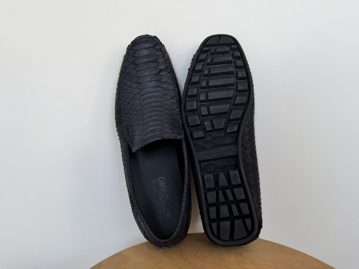 Salvatore Ferragamo Ferragamo Python Skin Dyed Loafers Size US 10 / EU 43 - 6 Thumbnail