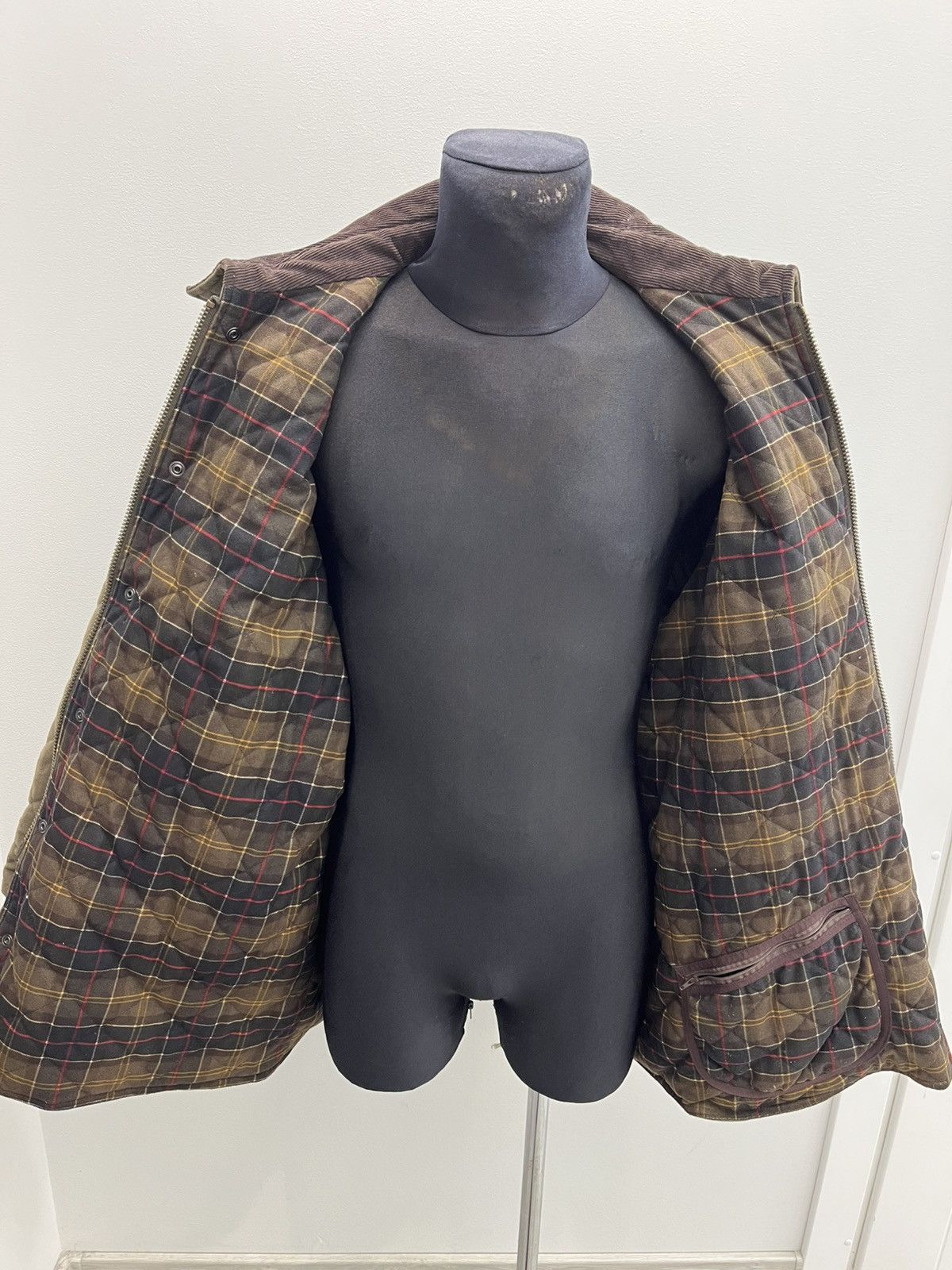 Barbour Vintage Barbour D5 Endurance Waterproof Quilt Heavy Jacket Size US XL / EU 56 / 4 - 17 Thumbnail