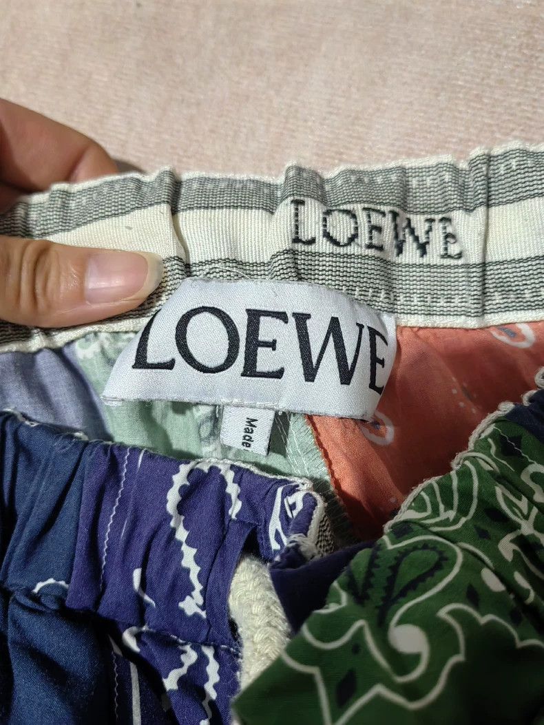 Loewe LOEWE sizeXL Men's shorts, with a walnut flower patchwork d Size US 31 - 3 Thumbnail