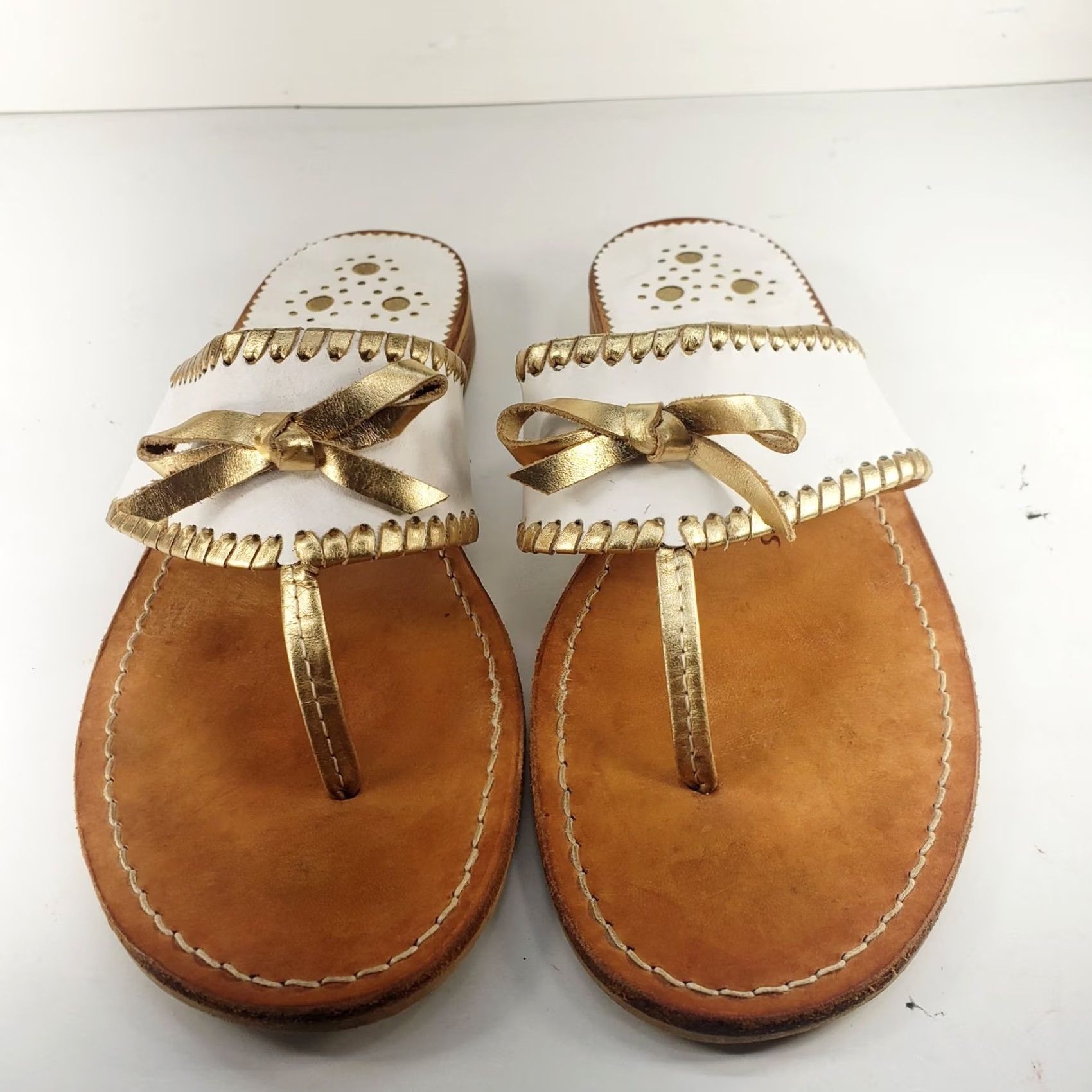 Jack Rogers VINTAGE Jack Rogers Adeline White With Gold Metallic Trim Bow Leather Sandal Womens 8.5-9 Flat Slip On Leather Upper Lining Bow Metal Cottage 90s Size US 8 / IT 38 - 3 Thumbnail