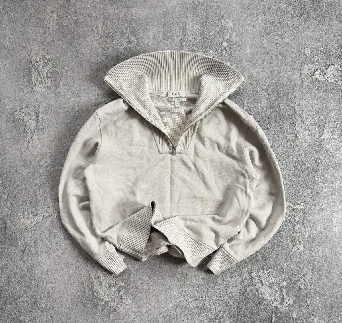 Cos × Designer COS S relaxed 1/4 zip sweatshirt turtleneck jumper pullover Size US S / EU 44-46 / 1 - 1 Thumbnail